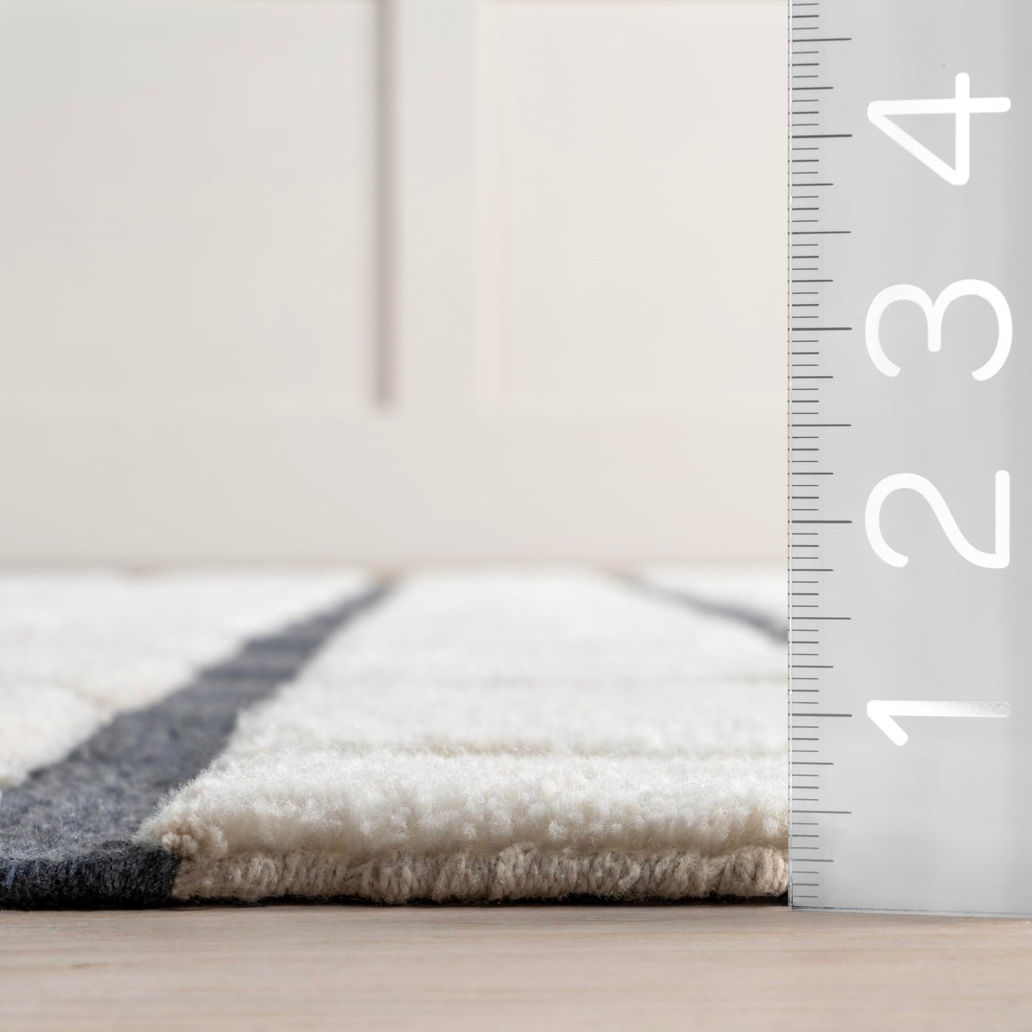 Rugs USA Rowena Checked Wool Area Rug, 6x9, Ivory