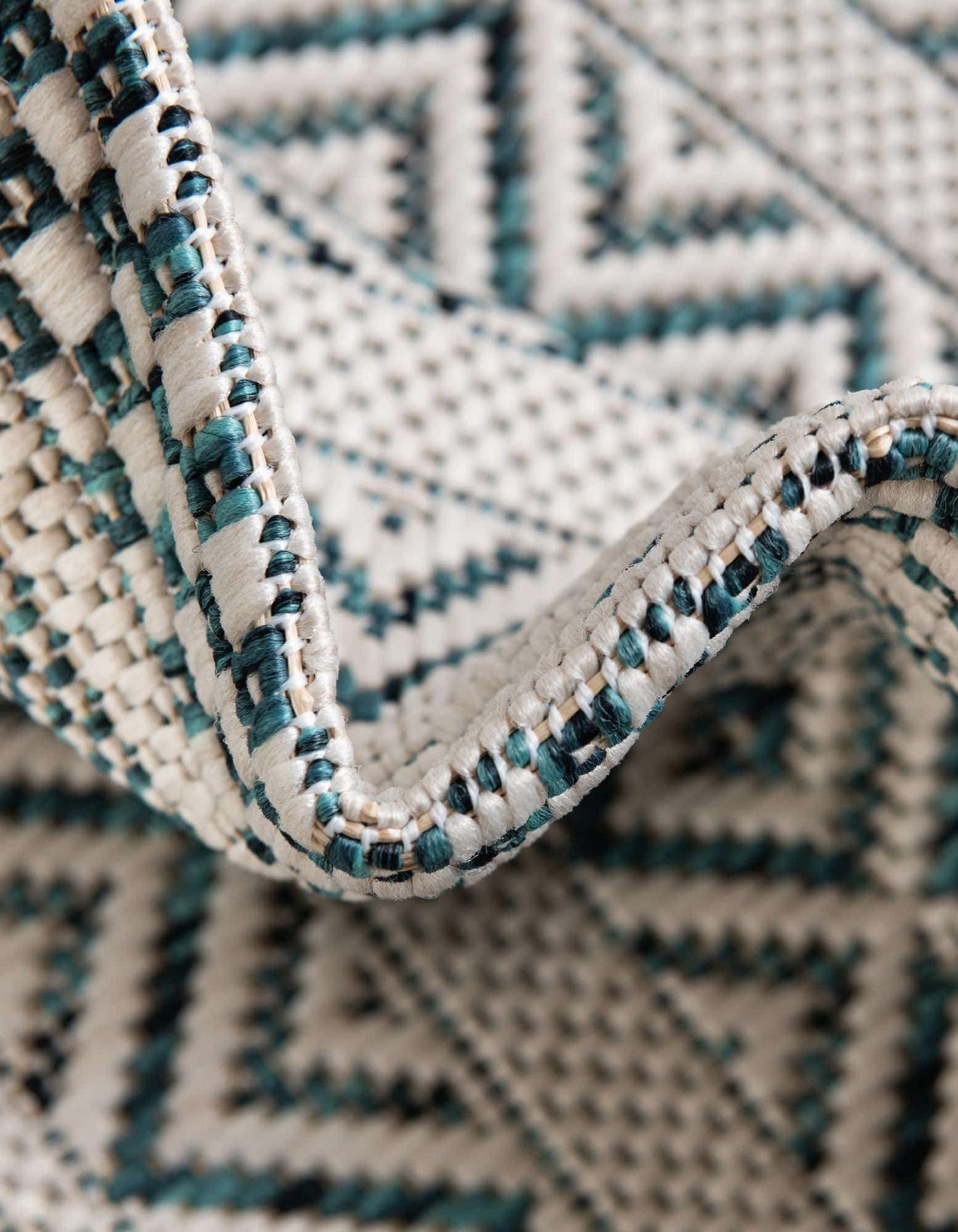 Unique Loom Outdoor Striped Collection Area Rug - Maia (6' 1" x 9' Rectangle, Teal/Ivory)