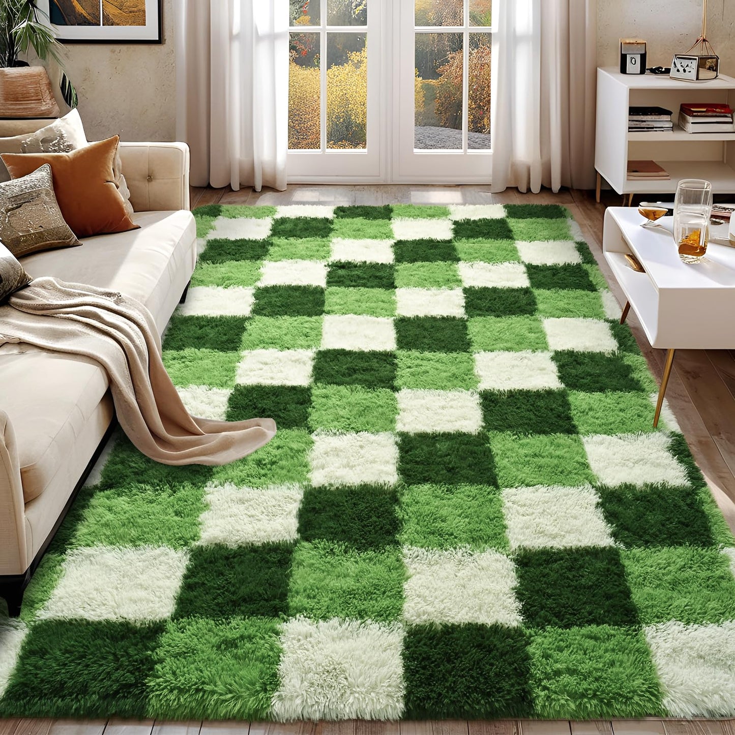 FALARK Fluffy Deep Green White Rugs for Bedroom, 4x6 Feet Checkered Rug for Living Room, Cute Shag Carpet for Kids Girls Room Nursery, Soft Shaggy Modern Indoor Carpets for Home Decor