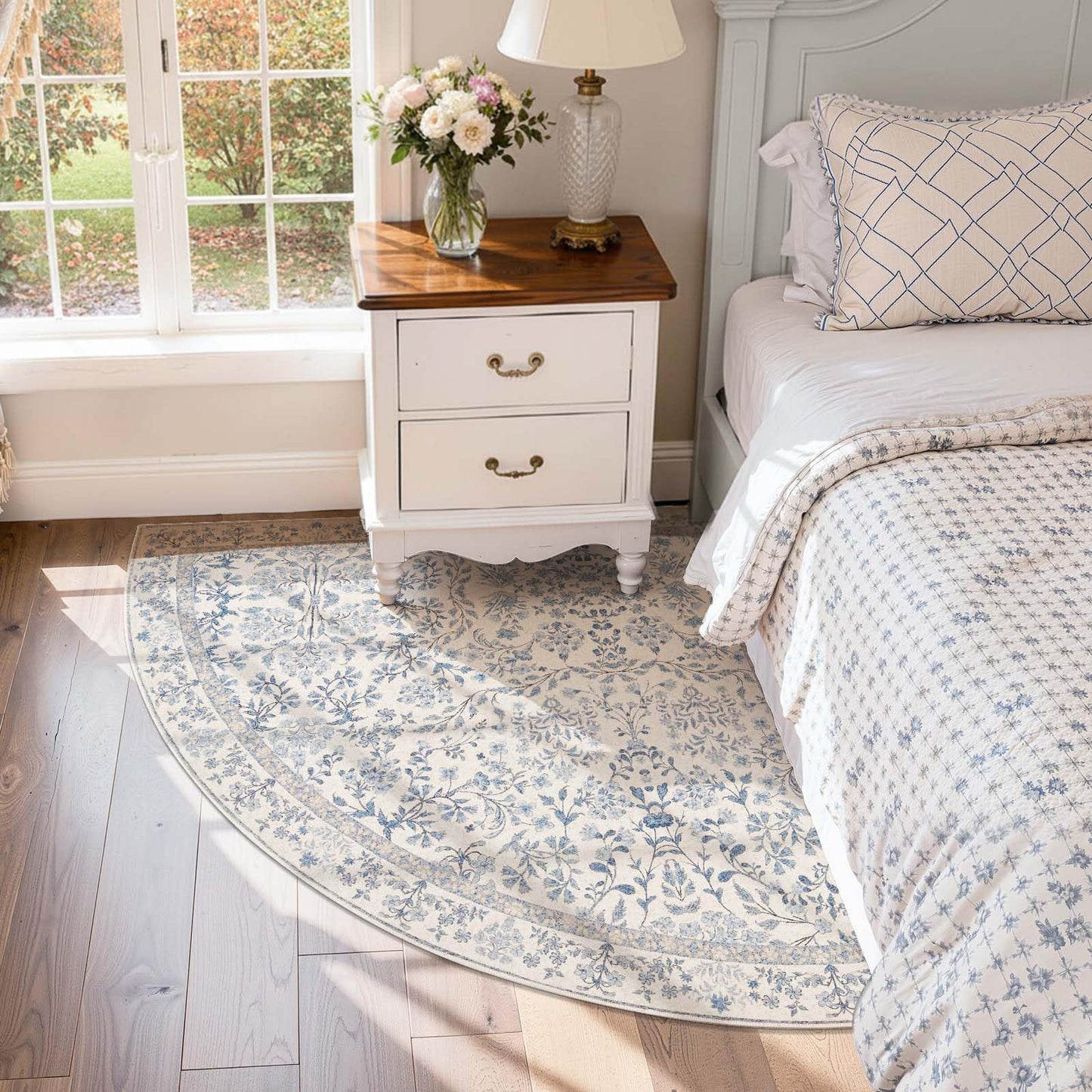 jinchan Zenith Corner Rug 4x4 Area Rug Floral Soft Aesthetic Non-Slip Low Pile Machine Washable Carpet for Entryway Bedroom Kids Room Kitchen College Dorm Blue/Cream