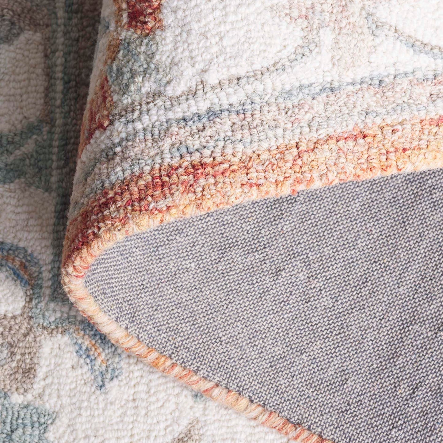 SAFAVIEH Area Rug 9x12 - Heritage Collection - Large - Rust & Ivory, Handmade Wool, Ideal for Living Room, Bedroom, Dining Space (HG125P)