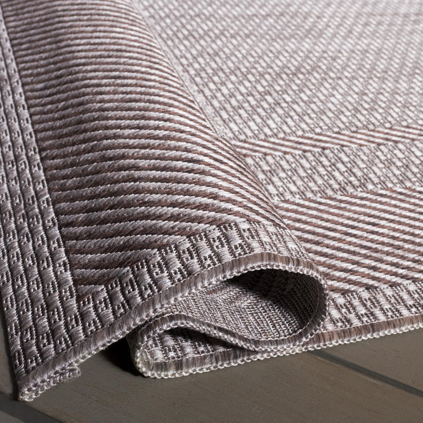 SAFAVIEH Washable Rug Outdoor Courtyard Collection - 8' x 10', Beige & Brown, Non-Shedding & Easy to Clean, Ideal for Patio, Backyard, Mudroom (CY8477-36312)