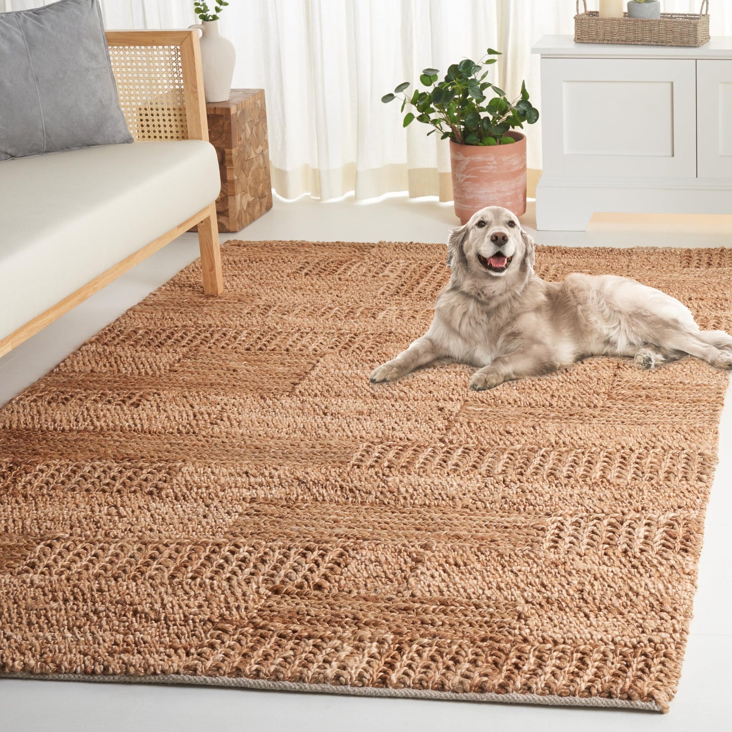 SAFAVIEH Natural Fiber Collection Area Rug - 3' x 5', Natural, Rustic Farmhouse Style, Handmade Hemp, Ideal for The Living Room, Bedroom, Dining Room (NF555A-3)