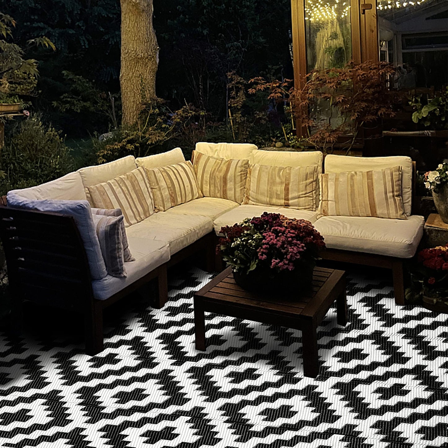 SAND MINE Waterproof Outdoor Rug 6x9 ft, Reversible Mats, Modern Area Rug, Large Floor Mat and Rug for Outdoors, RV, Patio, Backyard, Deck, Picnic, Beach, Trailer, Camping, Black & White Lattice