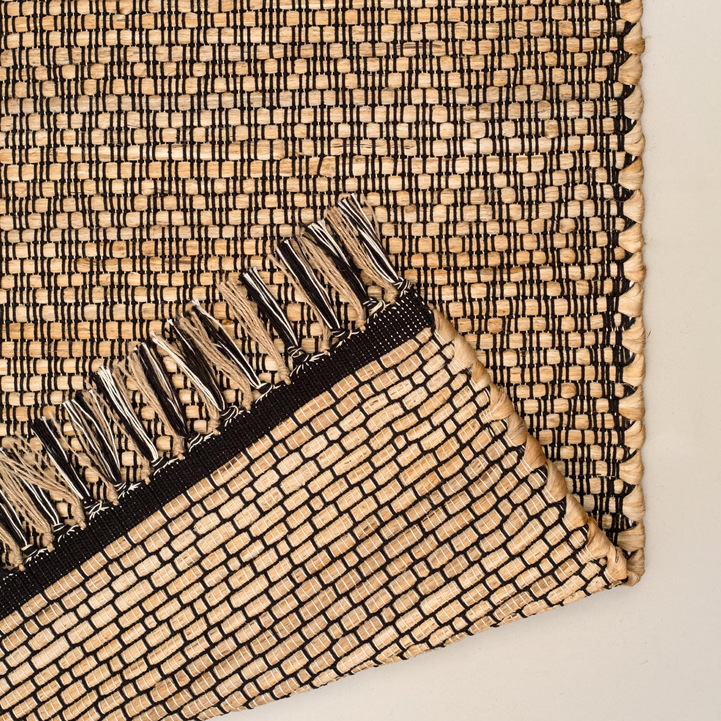 Eco Crave Handmade Jute Area Rug 3x5 ft – Brown & Black Diamond Pattern Natural Hand-Woven Low Pile Non-Slip High Traffic Area Floor Rug for Indoor Outdoor, Farmhouse Boho Area Rug, 36x60 Inches