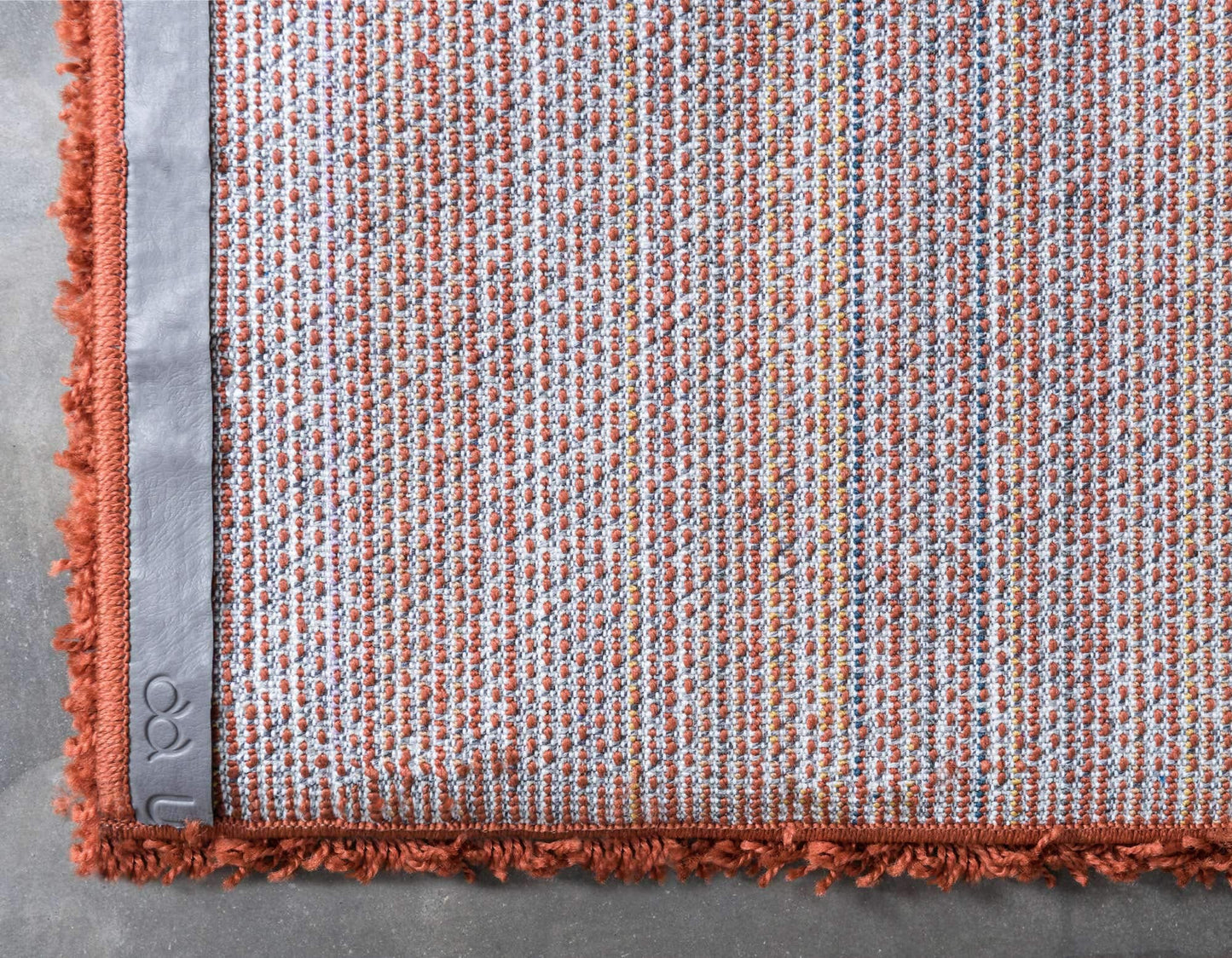 Unique Loom Solid Shag Collection Area Rug (4' 1" x 6' 1" Rectangle, Terracotta)