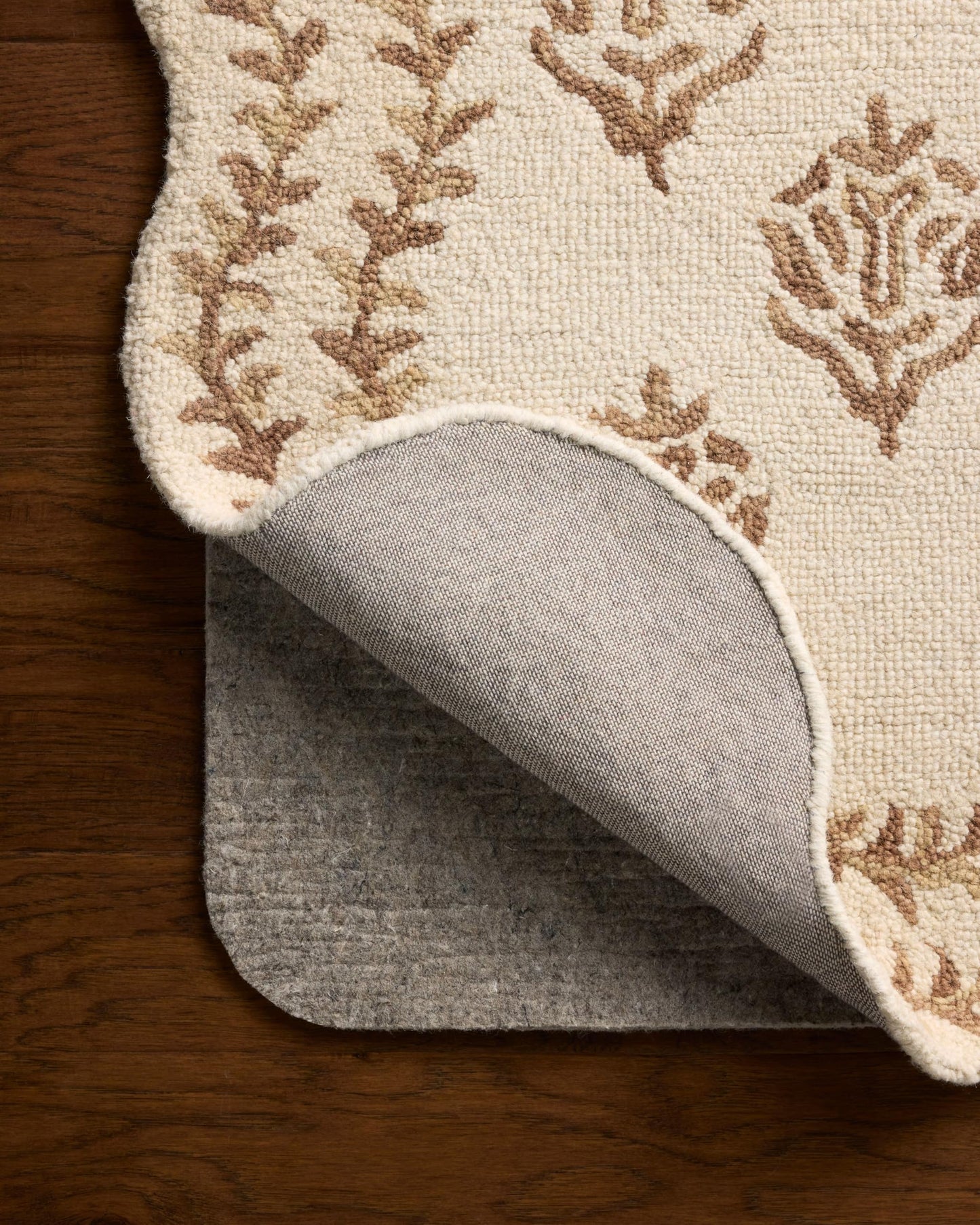 Loloi Rifle Paper Co. Lisette Collection LST-01 Ivory/Natural 2'-6" x 7'-6" Runner Rug Wool, Natural, Scallop, Wavy, Floral, Textured, Living Room, Bedroom, Dining, Carpet