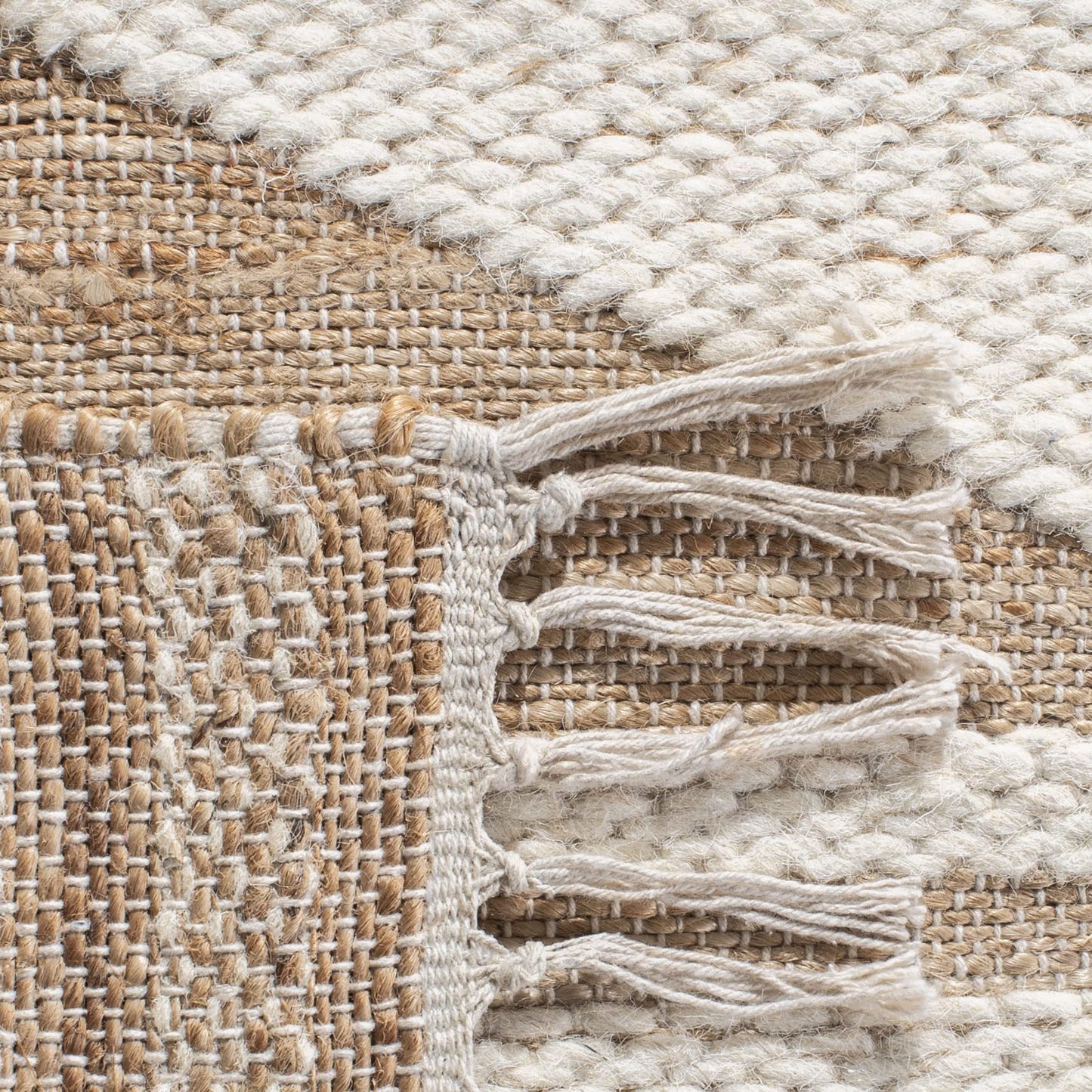 SAFAVIEH Kilim Collection Area Rug - 5' x 8', Natural & Ivory, Handmade Moroccan Boho Fringe Jute, Ideal for High Traffic Areas in Living Room, Bedroom (KLM451A)