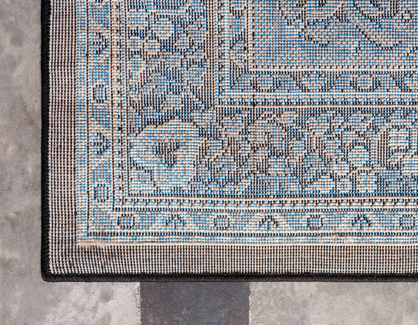 Unique Loom Reza Collection Traditional Persian Style Area Rug, 4 x 6 ft, Black/Beige