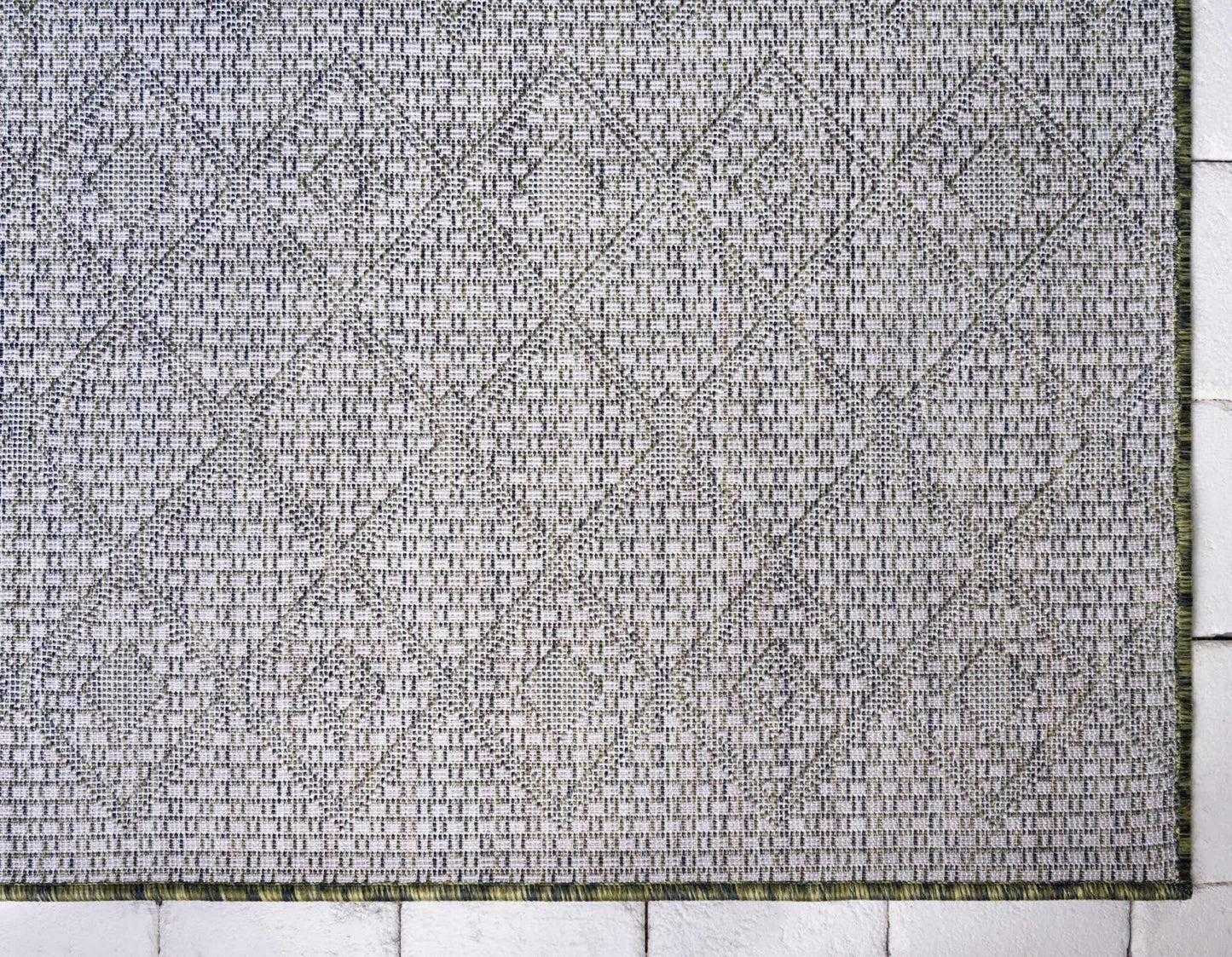 Unique Loom Outdoor Trellis Collection Area Rug - Tribal Trellis (6' 1" x 9' Rectangle, Green/ Natural)