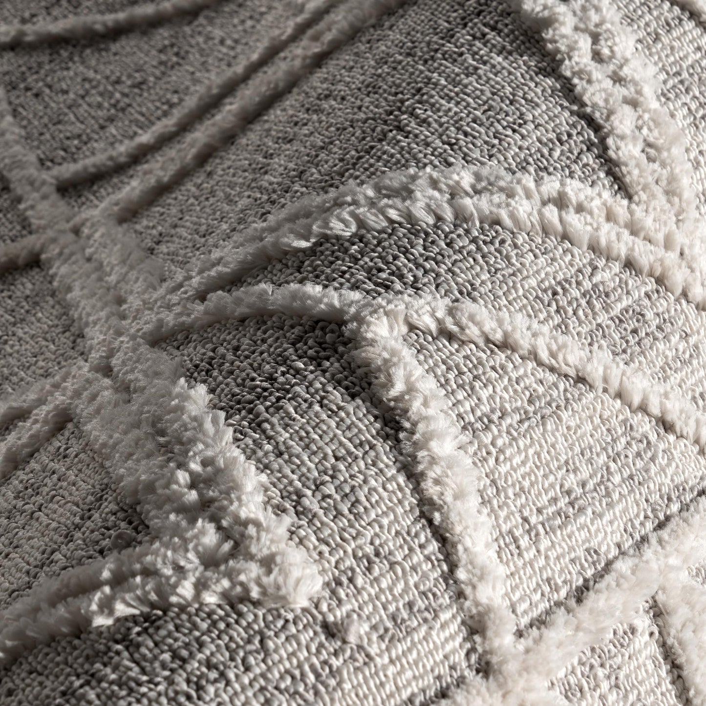 nuLOOM 3x5 Ansley Moroccan Tassel Area Rug, Light Grey, High-Low Textured Bohemian Design, Plush High Pile, Stain Resistant, For Bedroom, Living Room, Hallway, Entryway