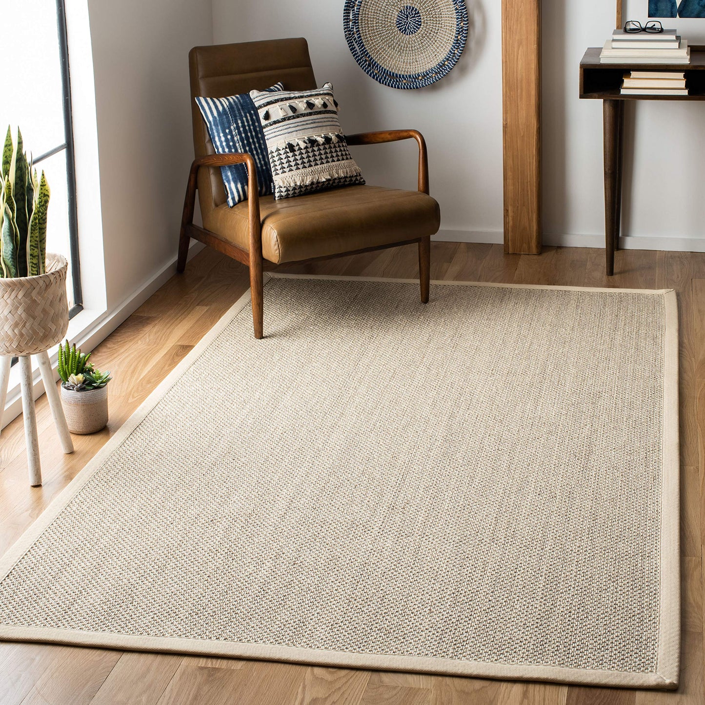 SAFAVIEH Area Rug 6x9 - Natural Fiber Collection - Marble & Beige, Sisal, Woven Design with Border (NF143C)