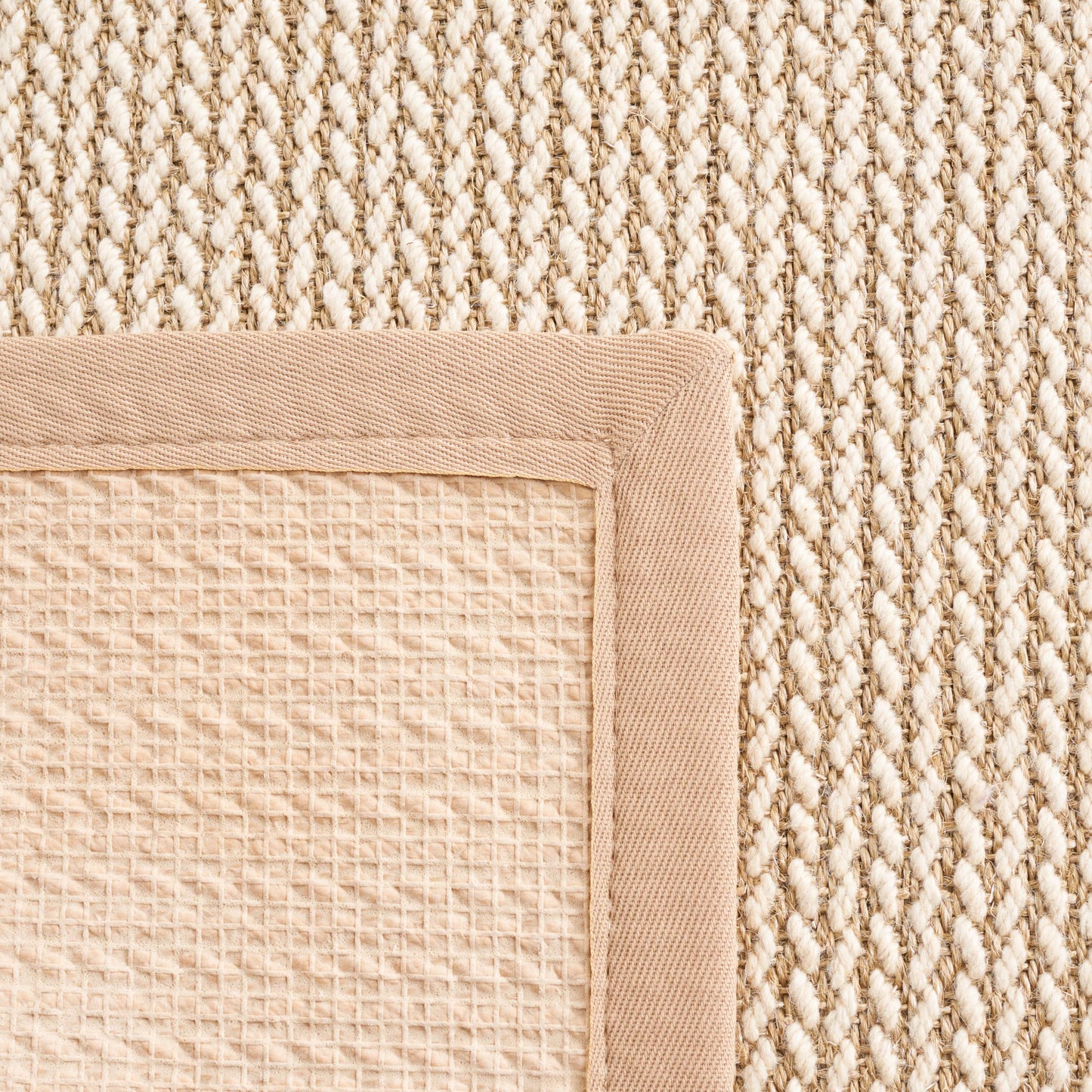 SAFAVIEH Area Rug 3x5 - Natural Fiber Collection - Beige, Sisal & Wool, Woven Design with Border (NF475B)