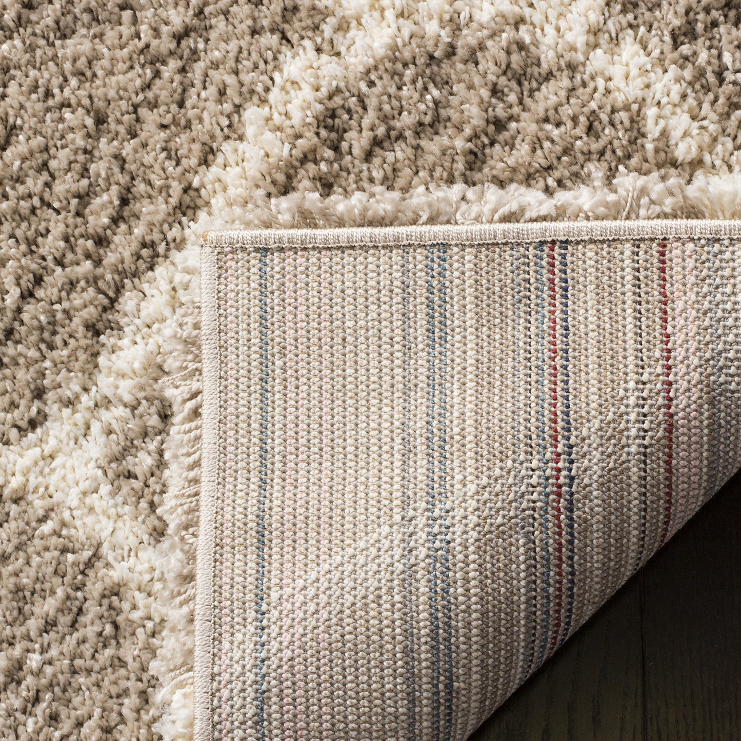 SAFAVIEH Hudson Shag Collection Area Rug - 6' x 9', Beige & Ivory, Moroccan Ogee Trellis Design, Non-Shedding & Easy Care, 2-inch Thick Ideal for High Traffic Areas in Living Room, Bedroom (SGH280S)