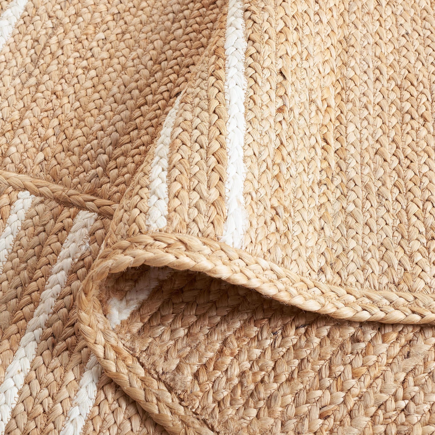 SAFAVIEH Natural Fiber Collection Area Rug - 5' x 8', Natural & Ivory, Flat Weave Geometric Jute, Ideal for The Living Room, Bedroom, Dining Room (NF891A-5)