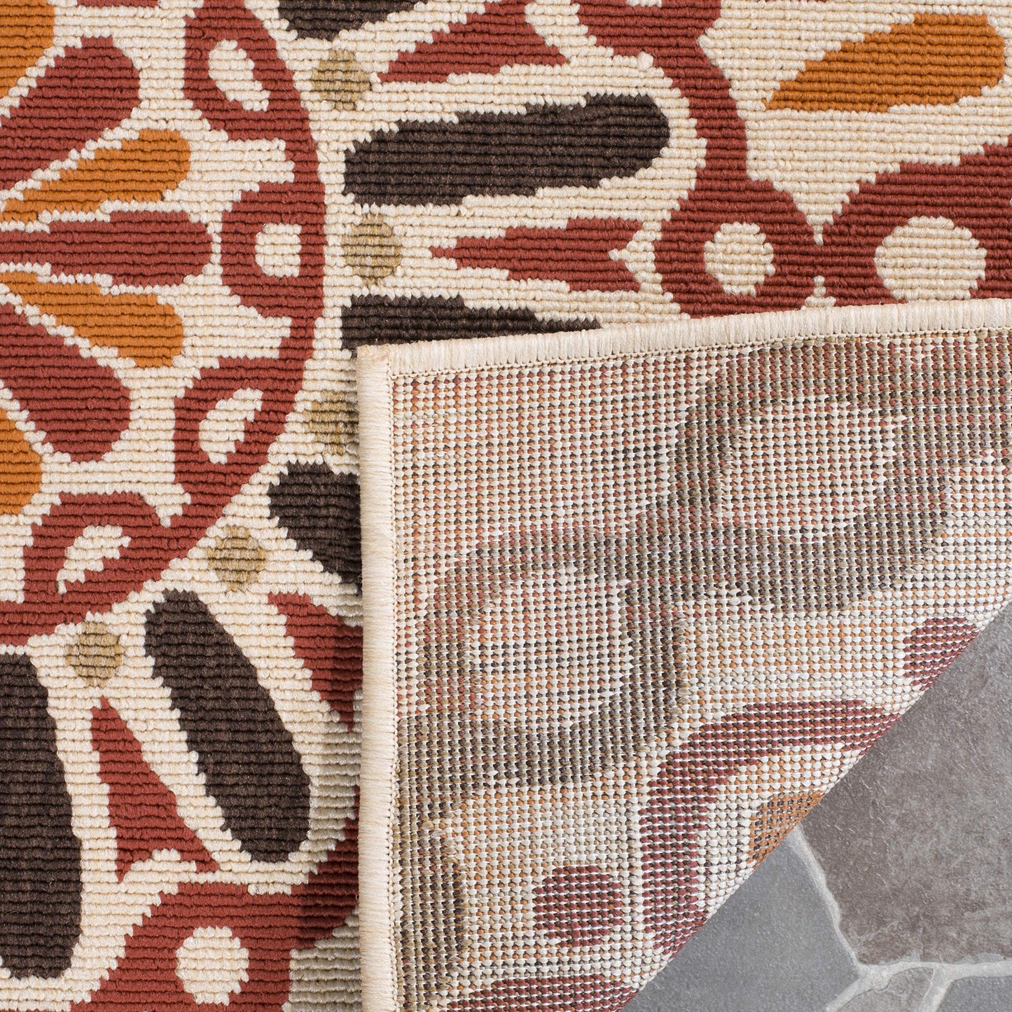 SAFAVIEH Washable Rug Outdoor Veranda Collection - 5'3" x 7'7", Cream & Red, Non-Shedding & Easy to Clean, Ideal for Patio, Backyard, Mudroom (VER092-0313)