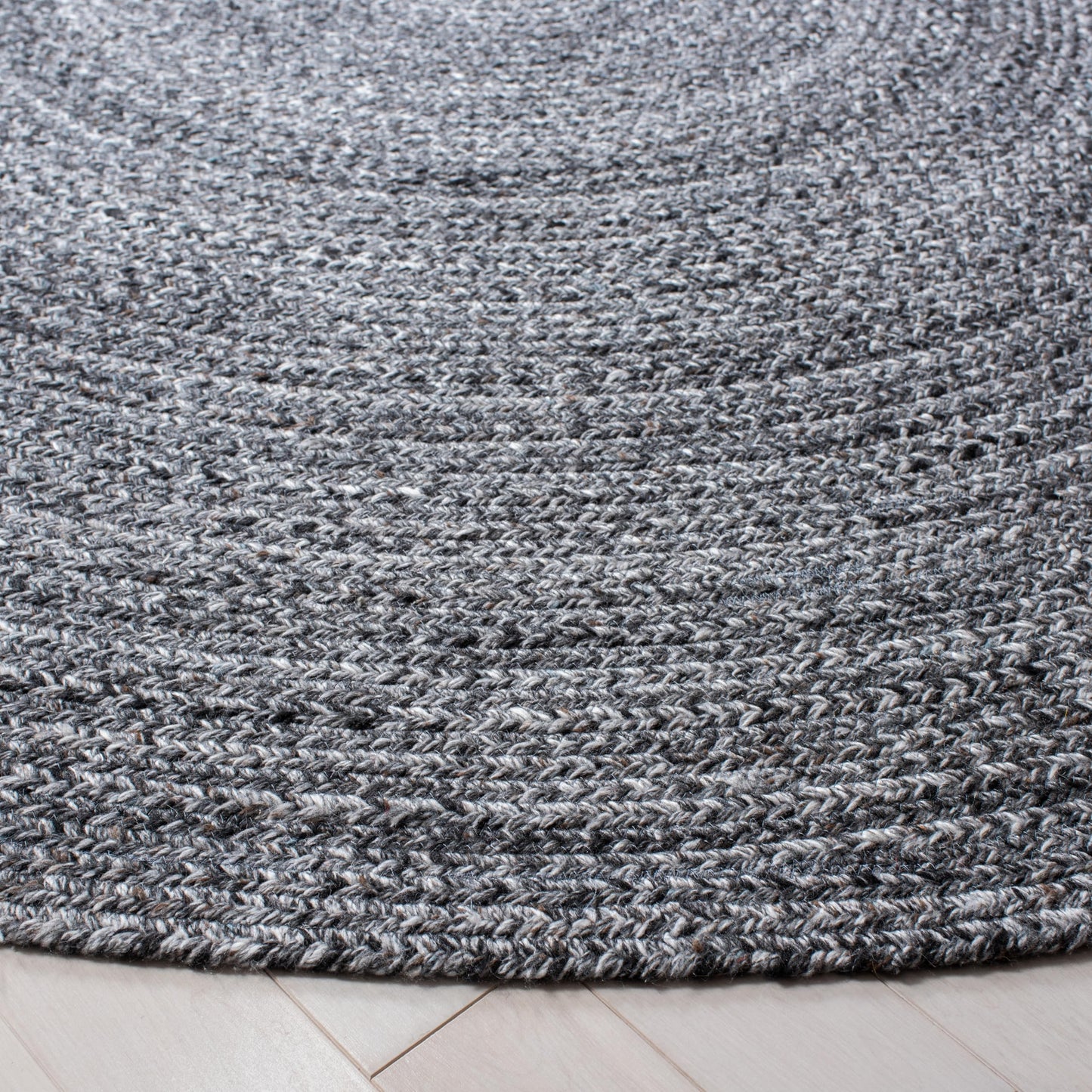 SAFAVIEH Braided Collection 6' Round Charcoal BRD851H Handmade Country Cottage Reversible Area Rug