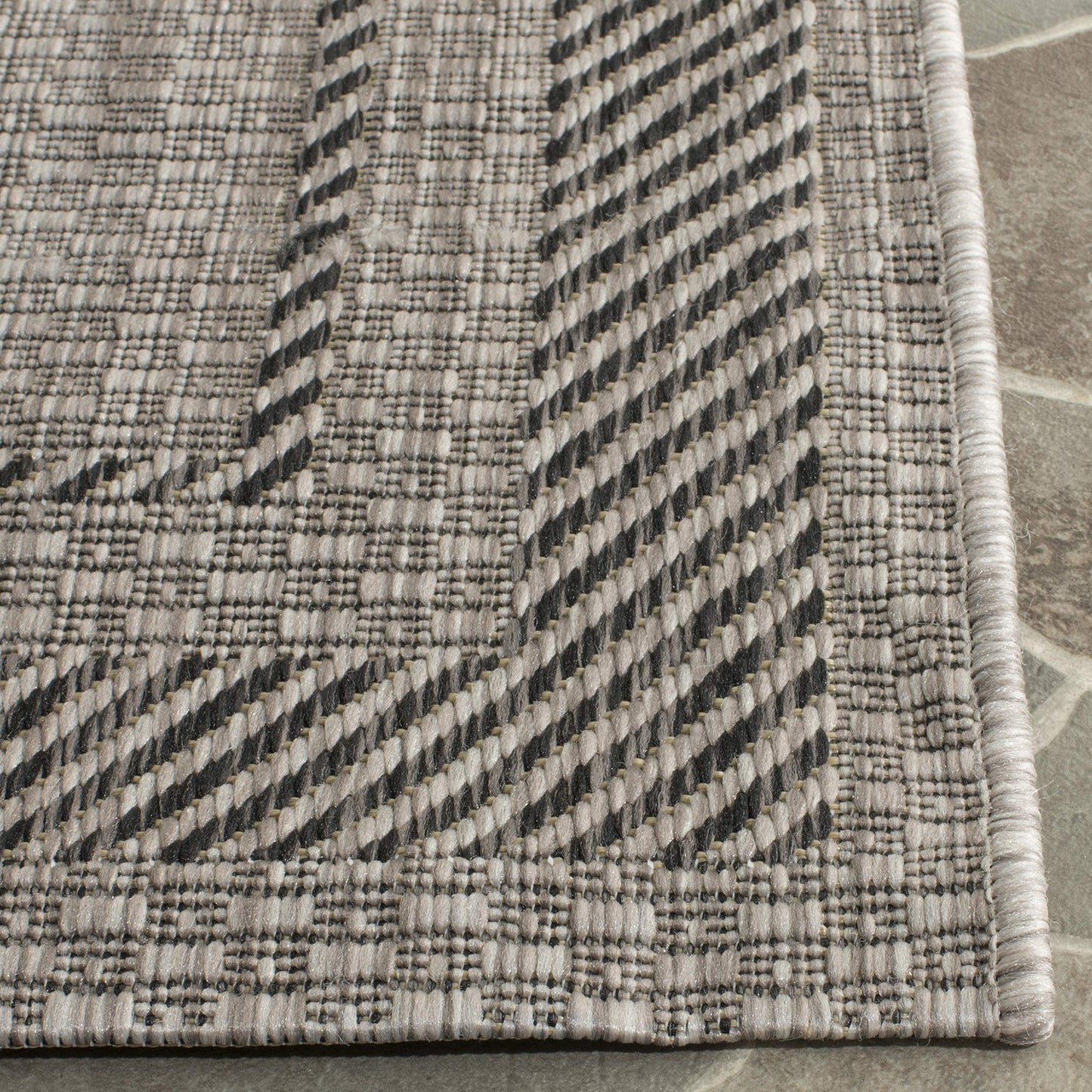 SAFAVIEH Courtyard Collection 2'3" x 8' Beige/Black CY8477 Indoor/ Outdoor Waterproof Easy Cleaning Patio Backyard Mudroom Runner Rug