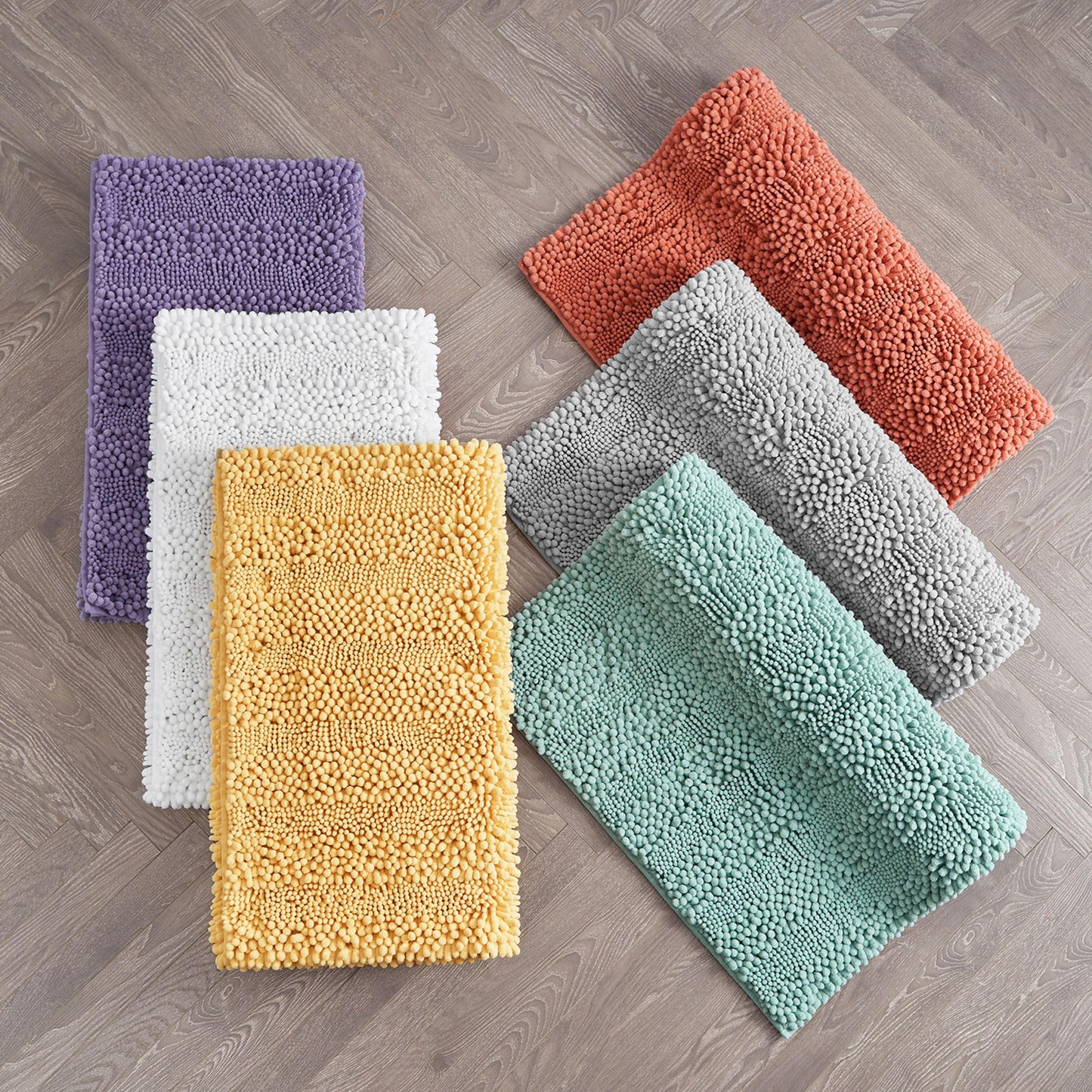 Laura Ashley β Astor Chenille Bath Mat | 100% Polyester | Premium Bathroom DΓ©cor | Machine Washable | TPR Backing | Measures 17β x 24β | Coral
