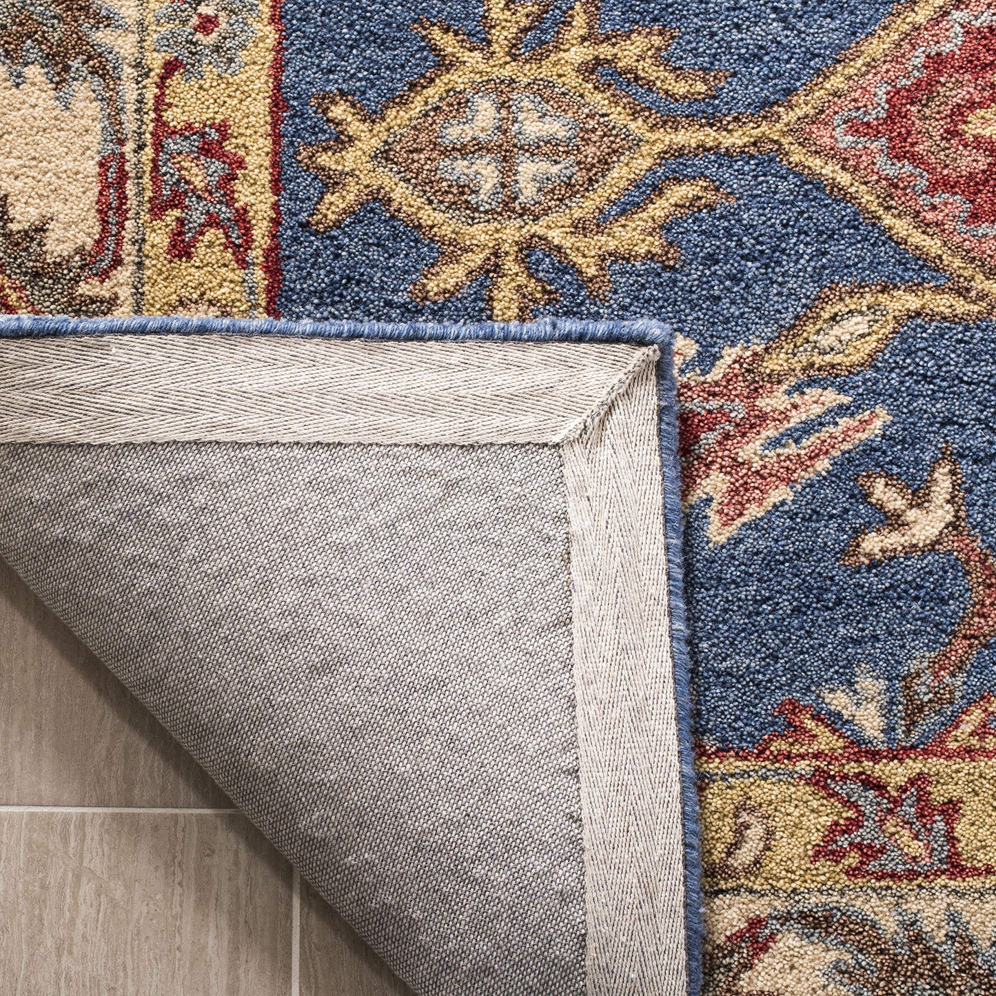 SAFAVIEH Antiquity Collection Accent Rug - 3' x 5', Blue & Red, Handmade Traditional Oriental Wool, Ideal for High Traffic Areas in Entryway, Living Room, Bedroom (AT506M)