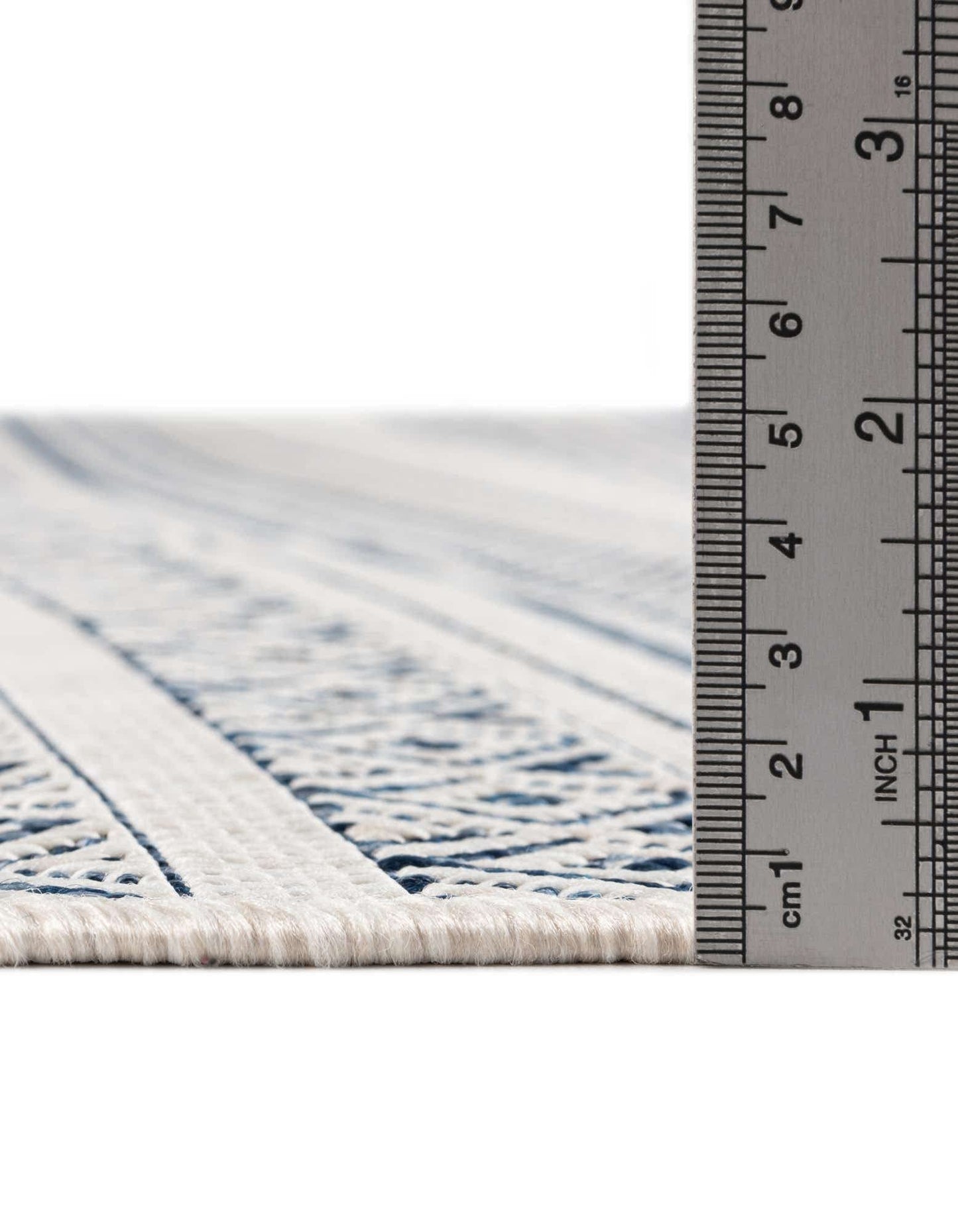 Unique Loom Outdoor Striped Collection Area Rug - Maia (3' 3" x 5' 3" Oval, Light Blue/Ivory)