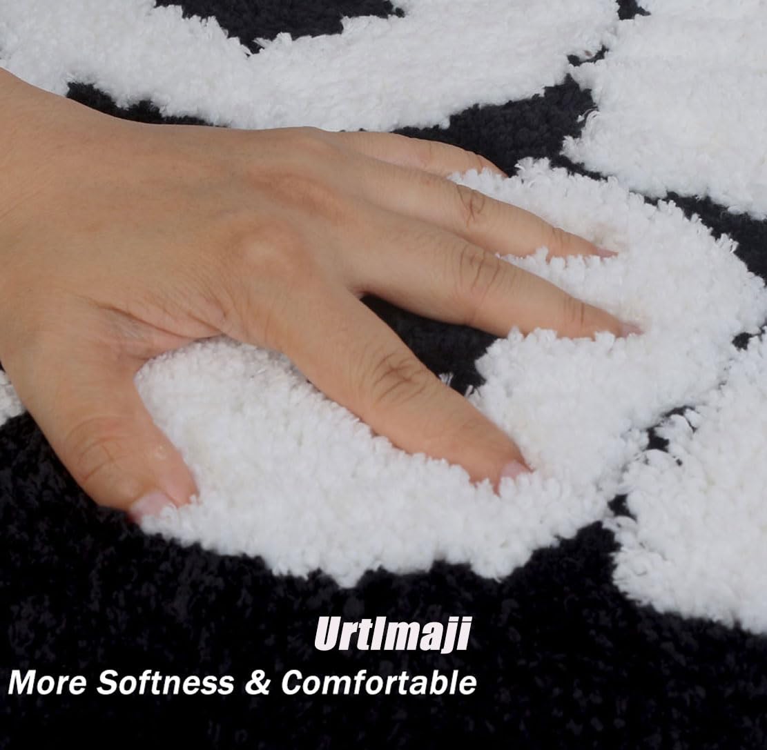 Urtlmaji You Look Good Bath Mat Black Bathroom Rugs Funny Cute Bath Rugs Non Slip Microfiber Plush Preppy Small Cool Shower Rug Washable Absorbent Floor Mat for Bathtub Sink 25"x21"
