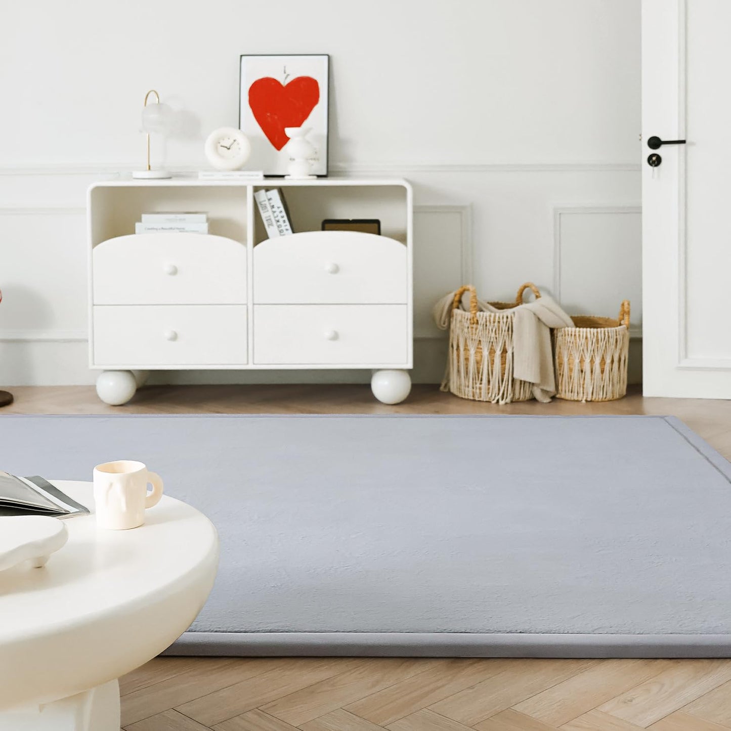 Loartee Faux Rabbit Fur Rug - 1.18" Thick Soft Fluffy Area Rug, Non-Slip Memory Foam Crawling Mat, Light Gray, 59"x78"