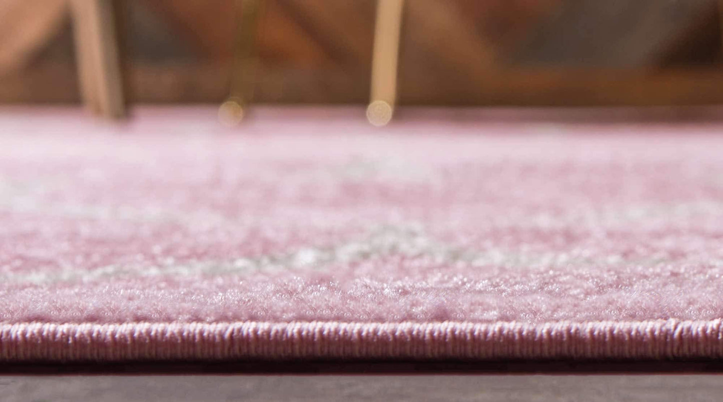 Unique Loom Trellis Frieze Collection Area Rug - Rounded (4' 1" x 6' 1", Light Pink/ Ivory)