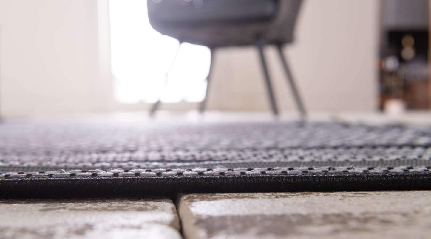 Unique Loom Outdoor Border Collection Area Rug - Multi Border (4' x 6' Rectangle, Gray/ Black)