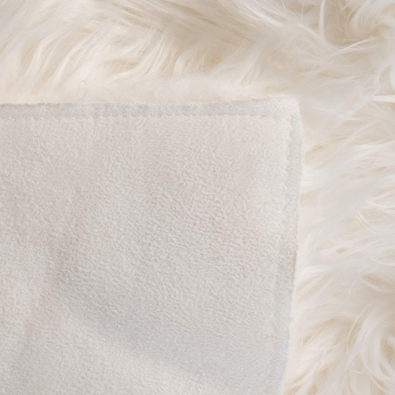 SAFAVIEH Faux Sheep Skin Collection 2' x 3' Ivory FSS115A Silken Glam 2.35-inch Thick Accent Rug