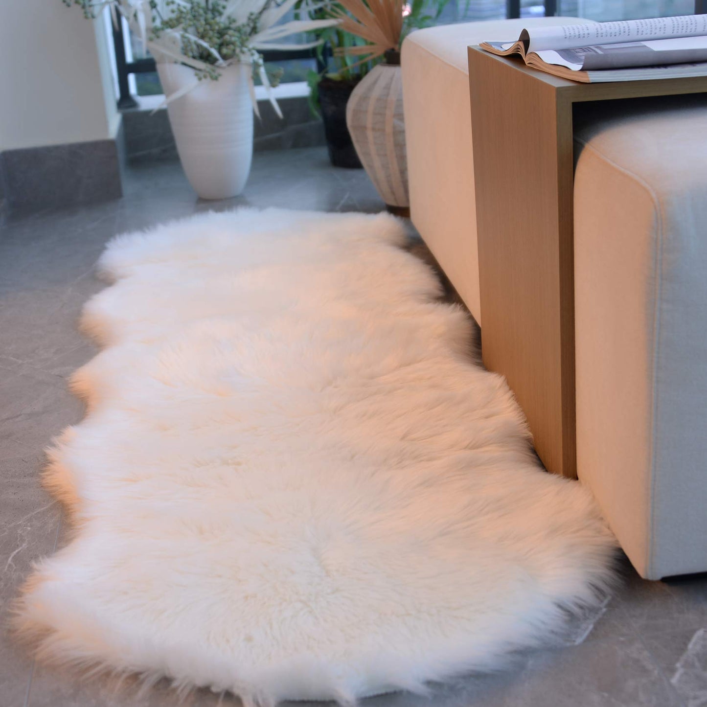 Coumore Ultra Soft Faux Sheepskin Fur Rug Fluffy Area Rugs Chair Couch Cover Bedroom Fuzzy Carpet Bedside Floor Sofa Living Room Children Play Princess Room 2x6 Feet White