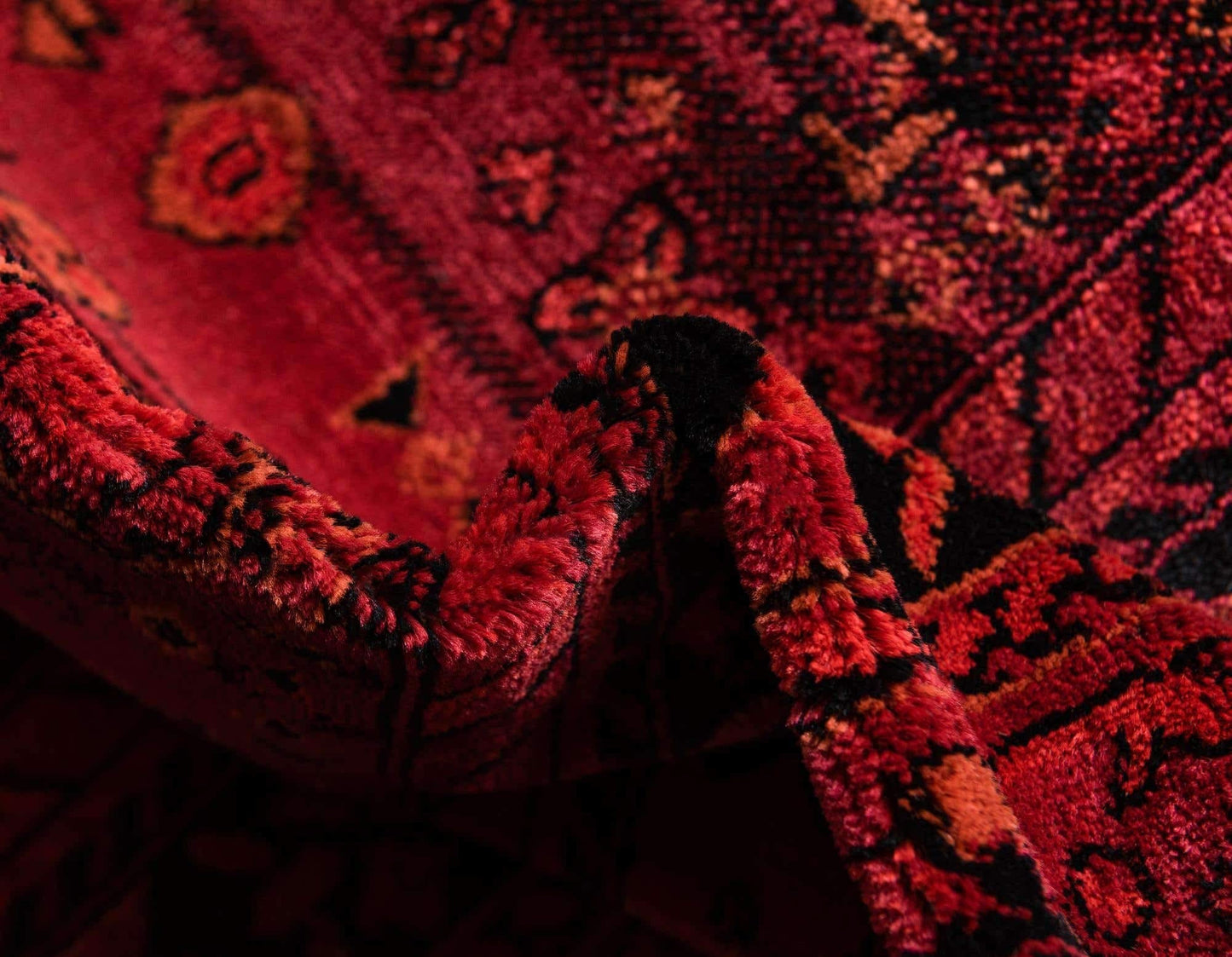 Unique Loom Tekke Collection Area Rug - Sheibani (6' 1" x 9' Rectangle, Red/ Black)