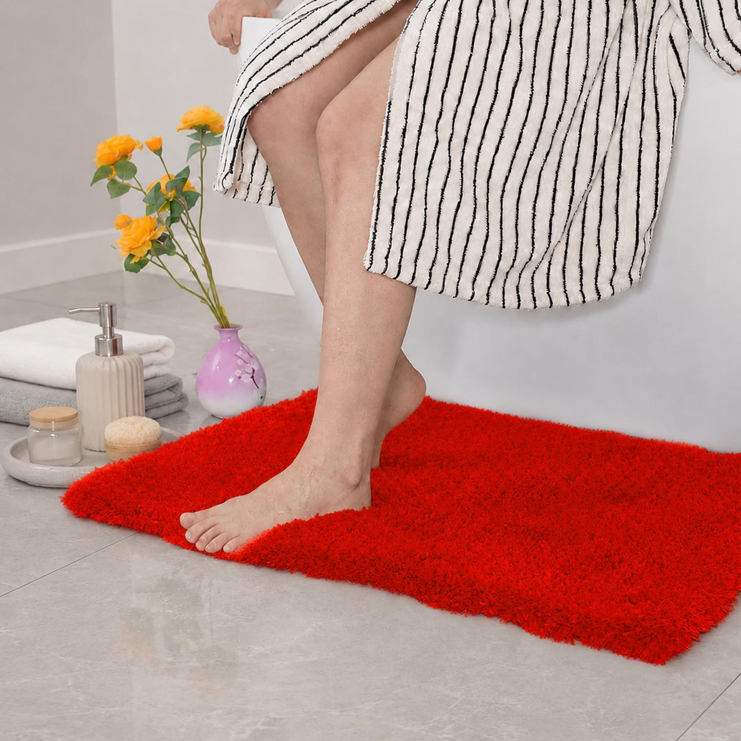 Avrilo Bathroom Rugs Soft Microfiber Non-Slip Absorbent Bath Mats Quick Dry Thick Machine Washable, 32" x 20", Red