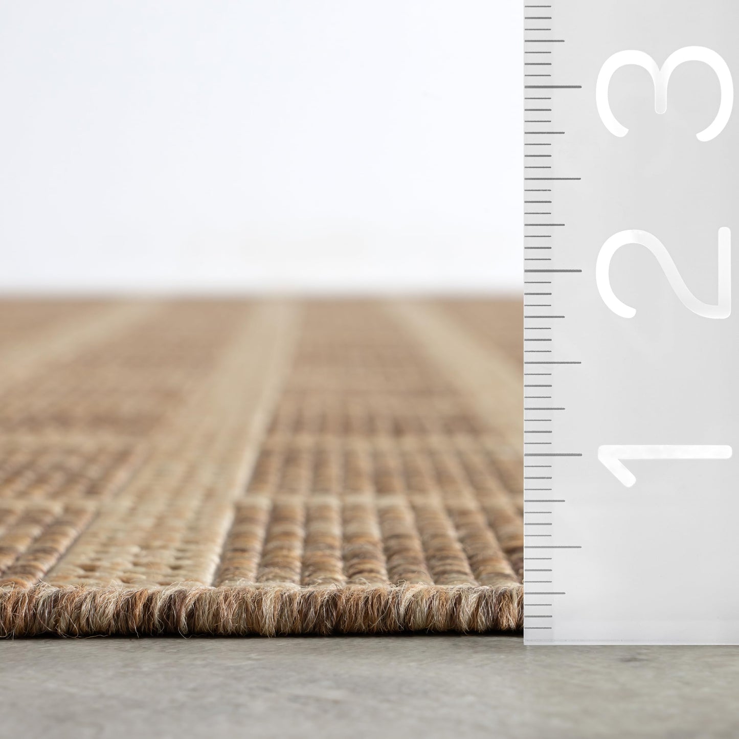 Nuloom Vanya Checkered 7' x 9' Indoor/Outdoor Area Rug for Living Room Patio Deck Front Porch, Light Brown