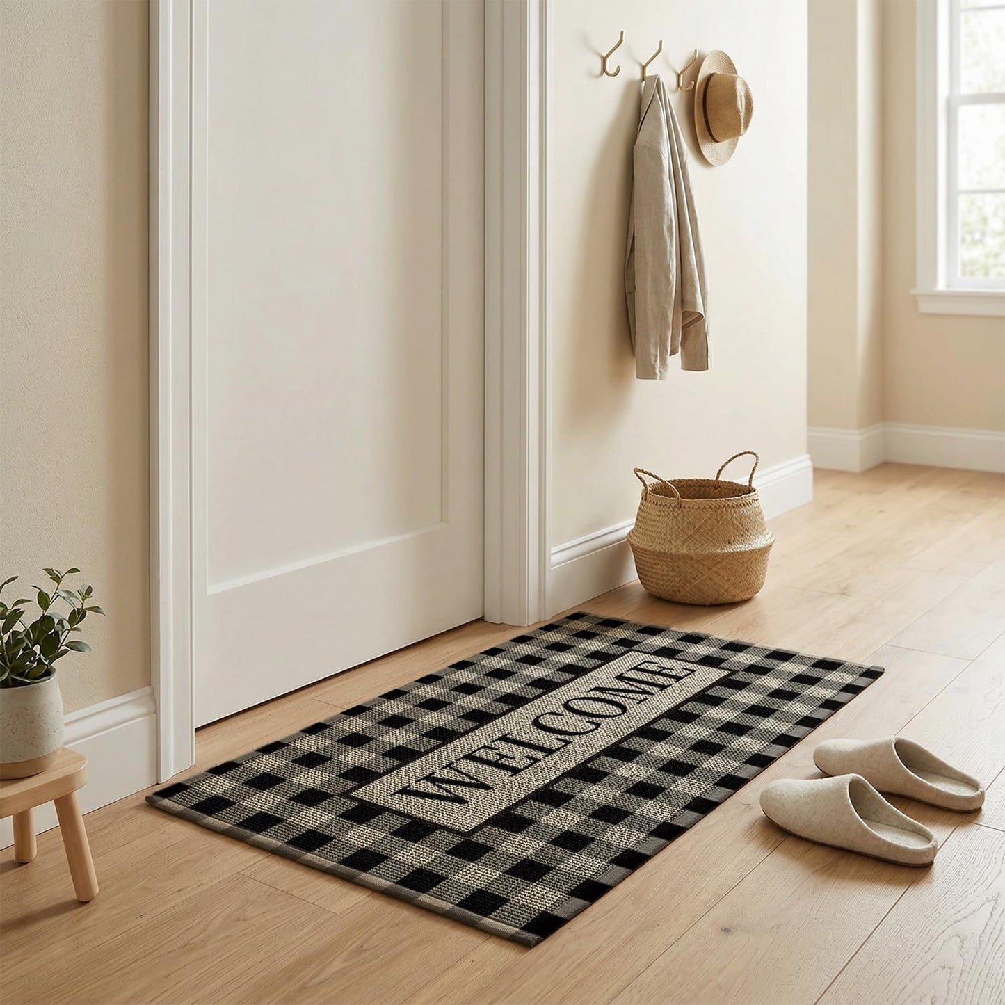 Artoid Mode Plaid Pattern Welcome Washable Doormat, Seasonal Decor Non Slip Low-Profile Absorbent Natural Rubber Back Door Mat 17x29 Inch