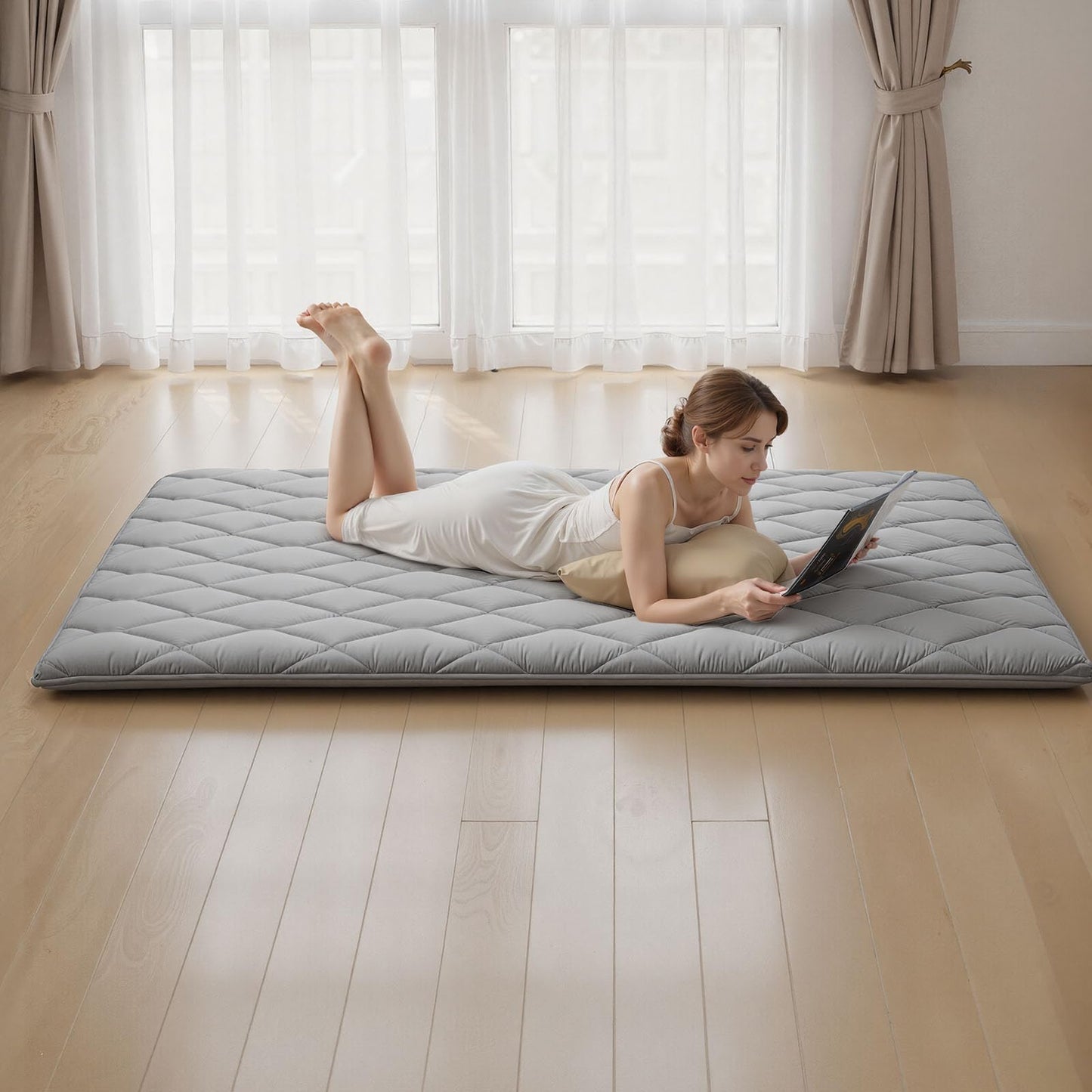 VEVOR Japanese Floor Mattress Queen, 3.5" Thick Futon Mattress, 100% High Density Comfortable Foam, Foldable Tatami Mat with Storage Bag, Sleeping Pad for Camping Dormitory Yoga, Gray