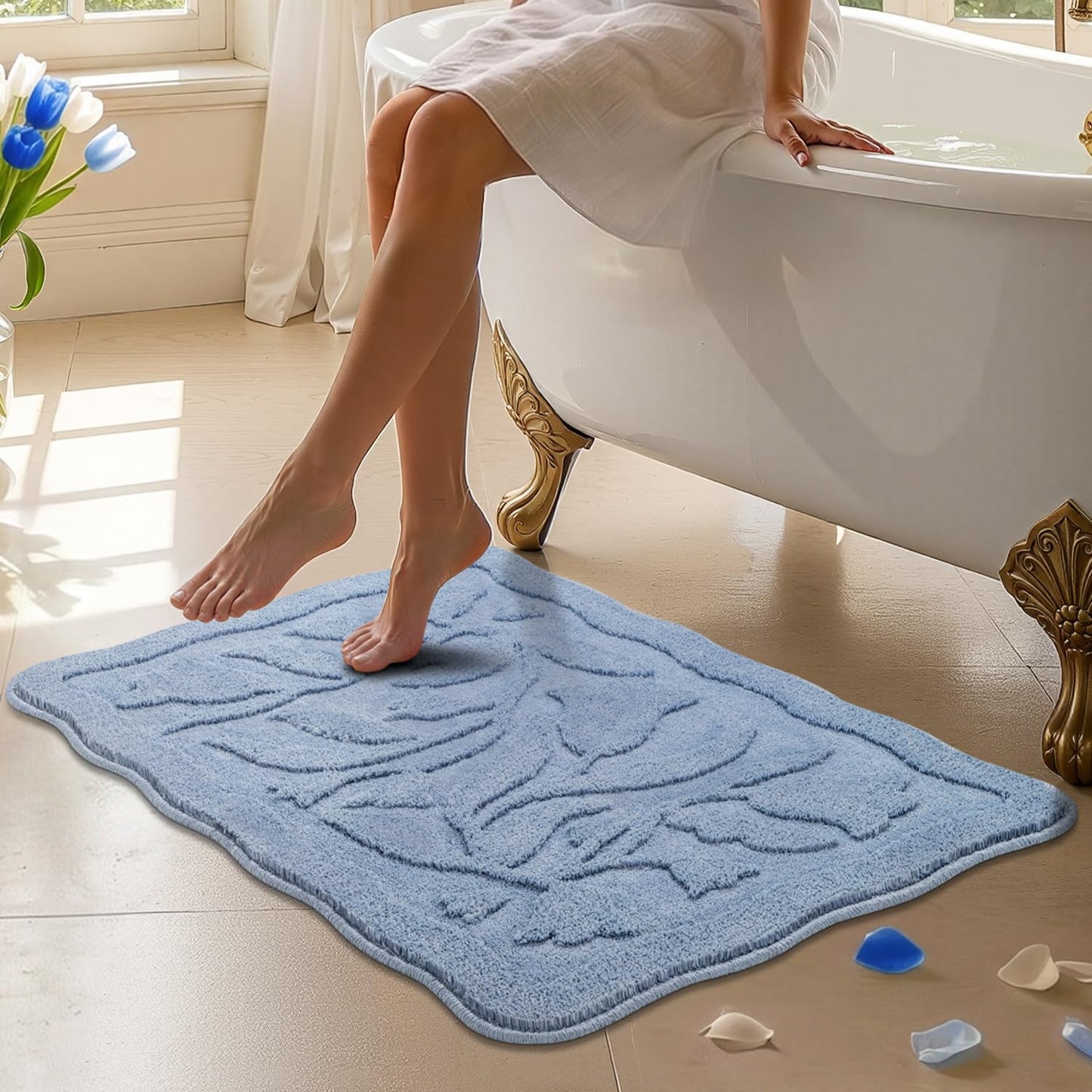 BSICPRO Light Blue Bathroom Rugs, 24x36 Non Slip Floral Bath Mat, Extra Soft Washable Absorbent Quick Dry Microfiber Bath Rugs, Cute Scalloped Shower Floor Mat for Bathroom Decor