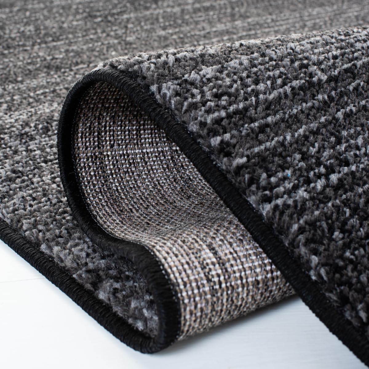 SAFAVIEH Adirondack Collection Accent Rug - 3' x 5', Black & Grey, Modern Design, Non-Shedding & Easy Care, Ideal for High Traffic Areas in Entryway, Living Room, Bedroom (ADR183F)