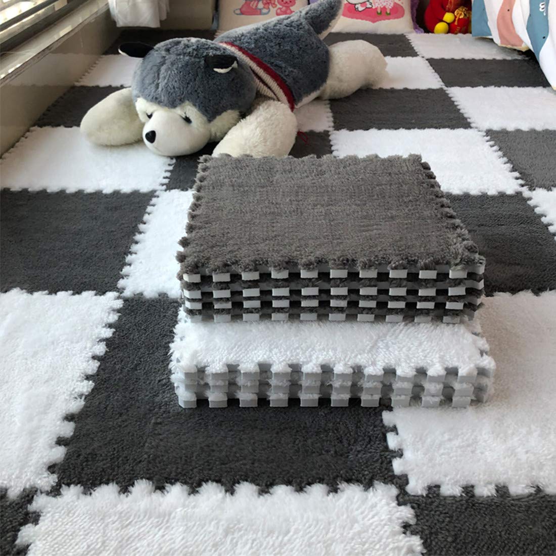 Smabee Interlocking Carpet Shaggy Soft EVA Foam Mats Fluffy Area Rugs Protective Floor Tiles Exercise Play Mat for Children Kids Room Home Parlor Bedroom (6 pcs White + 6pcs Gray)