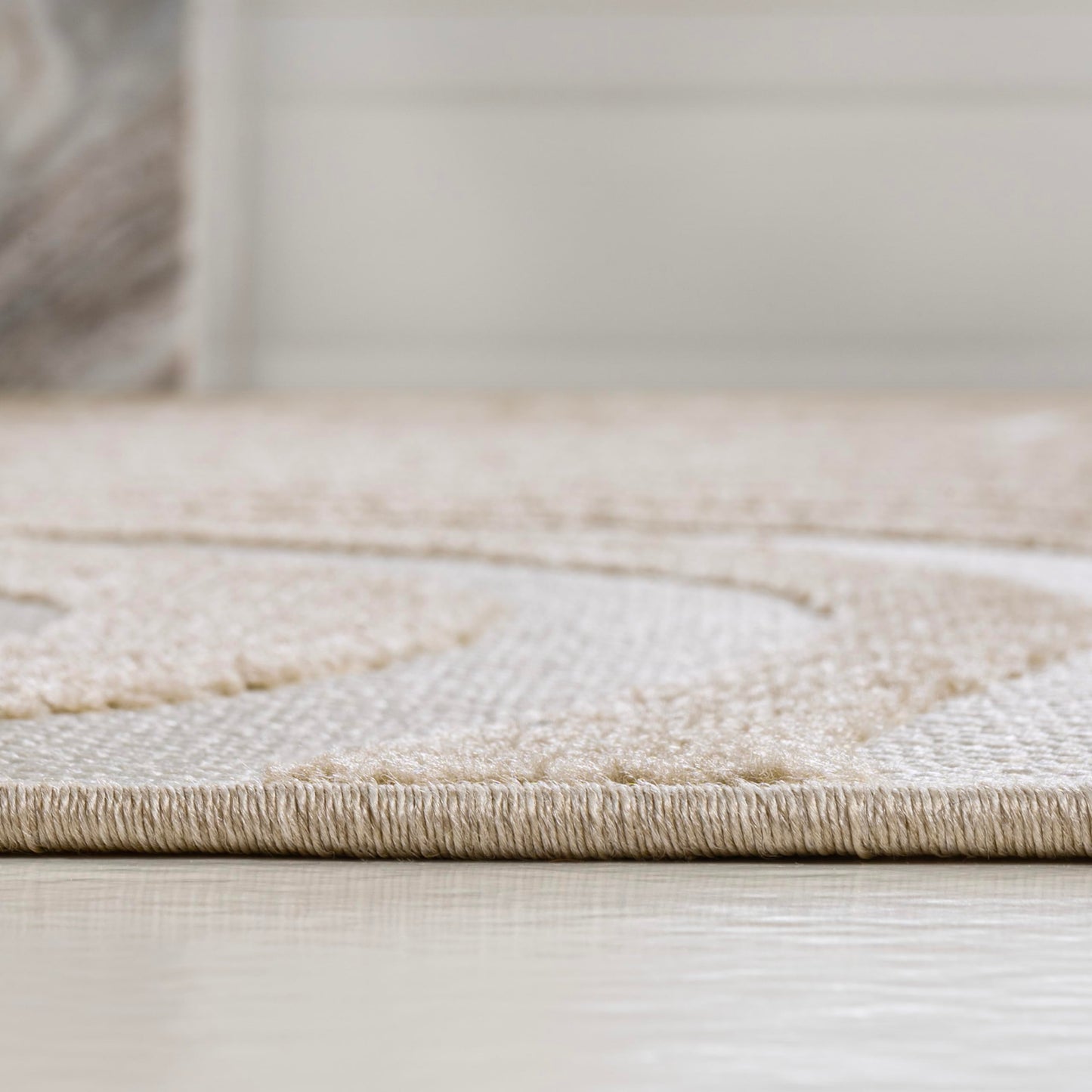 JONATHAN Y Maribo High-Low Abstract Striped Beige/Cream 3x5 Indoor/Outdoor Area Rug for Patio, Backyard, Living Room, Bedroom, Office, Hose-Washable (SCN103D-3)
