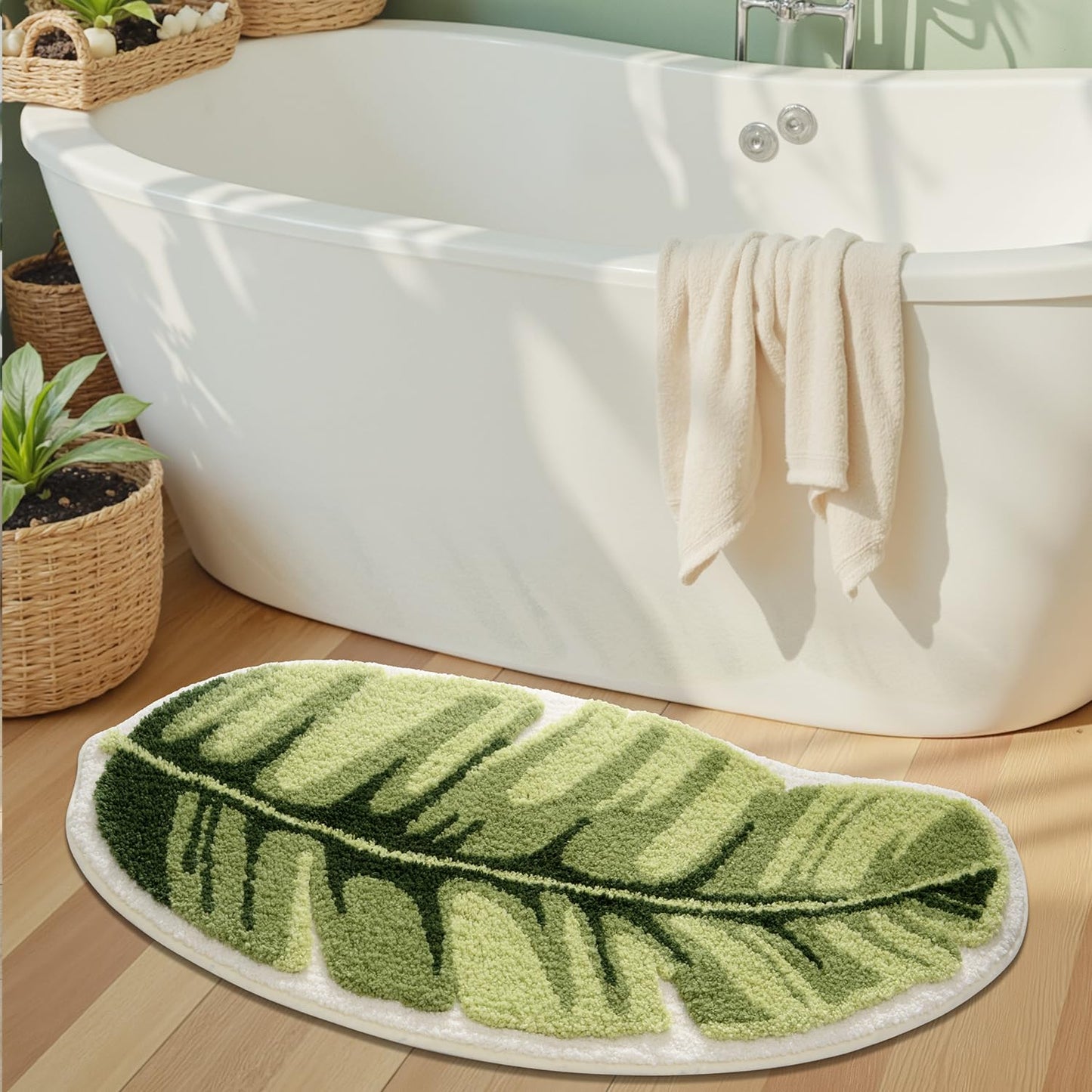 LUMI Cute Bathroom Rugs with Green Leaf Plant, Soft, Fluffy, Plush, Absorbent, Quick Dry, Non Slip, Machine Washable for Shower Floor, Bathroom, Bedroom,Kids Room, 19.5"x39.5", Palm Leaf