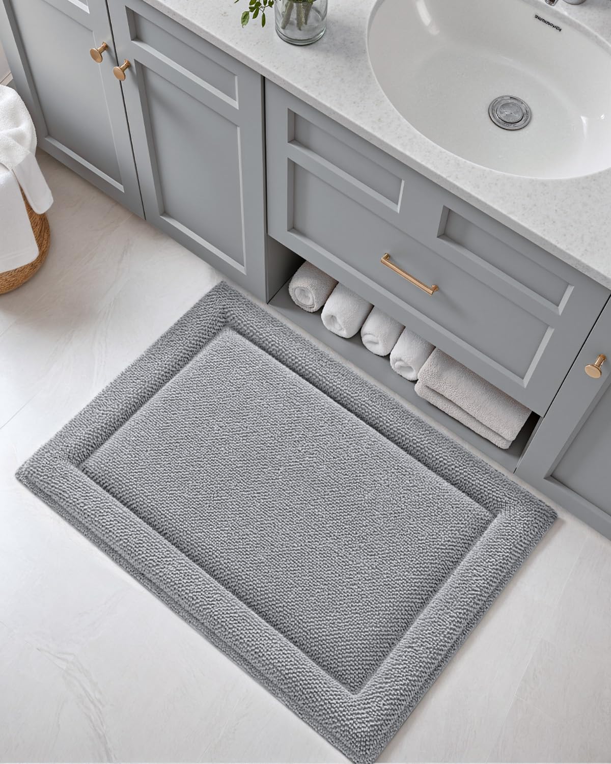 DEXI Memory Foam Bath Mat 24x17, Soft Absorbent Chenille Bathroom Rug, Non Slip Quick Dry Bath Mats for Bathroom, Thick Plush Floor Carpet for Tub Shower, Sink, Light Grey