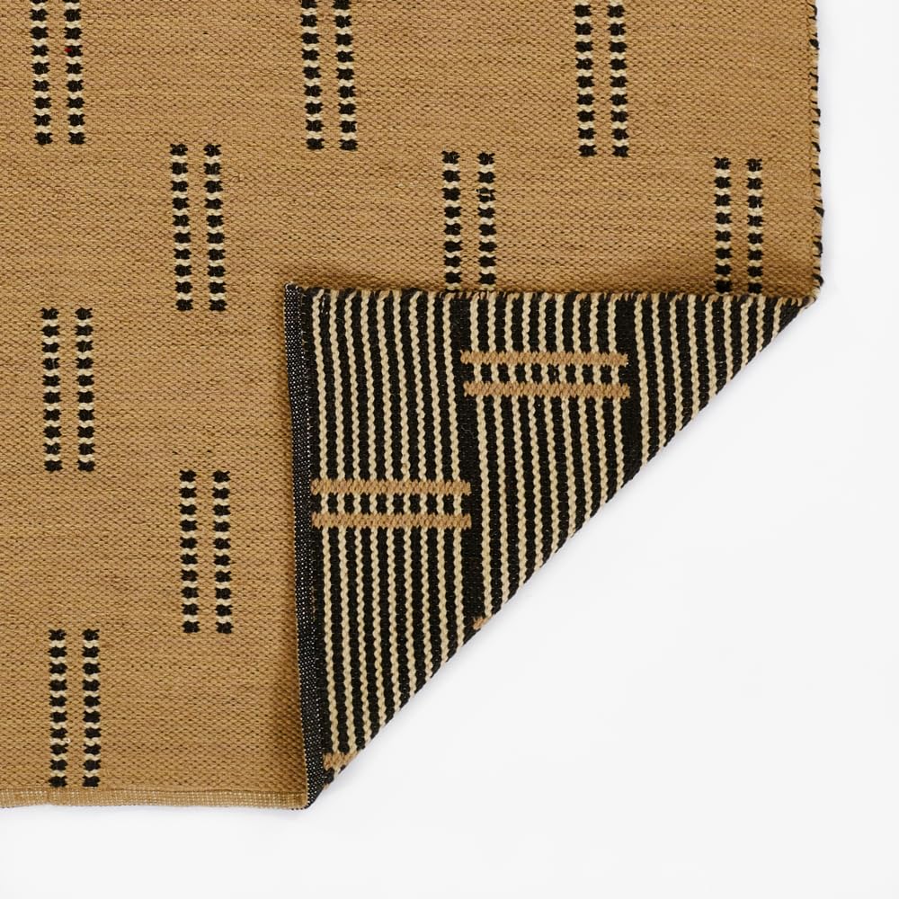 Tempaper Double Dash Natural, Reversible 100% Recycled Polyester Fiber Area Rug, Indoor/Outdoor, 8' x 10'