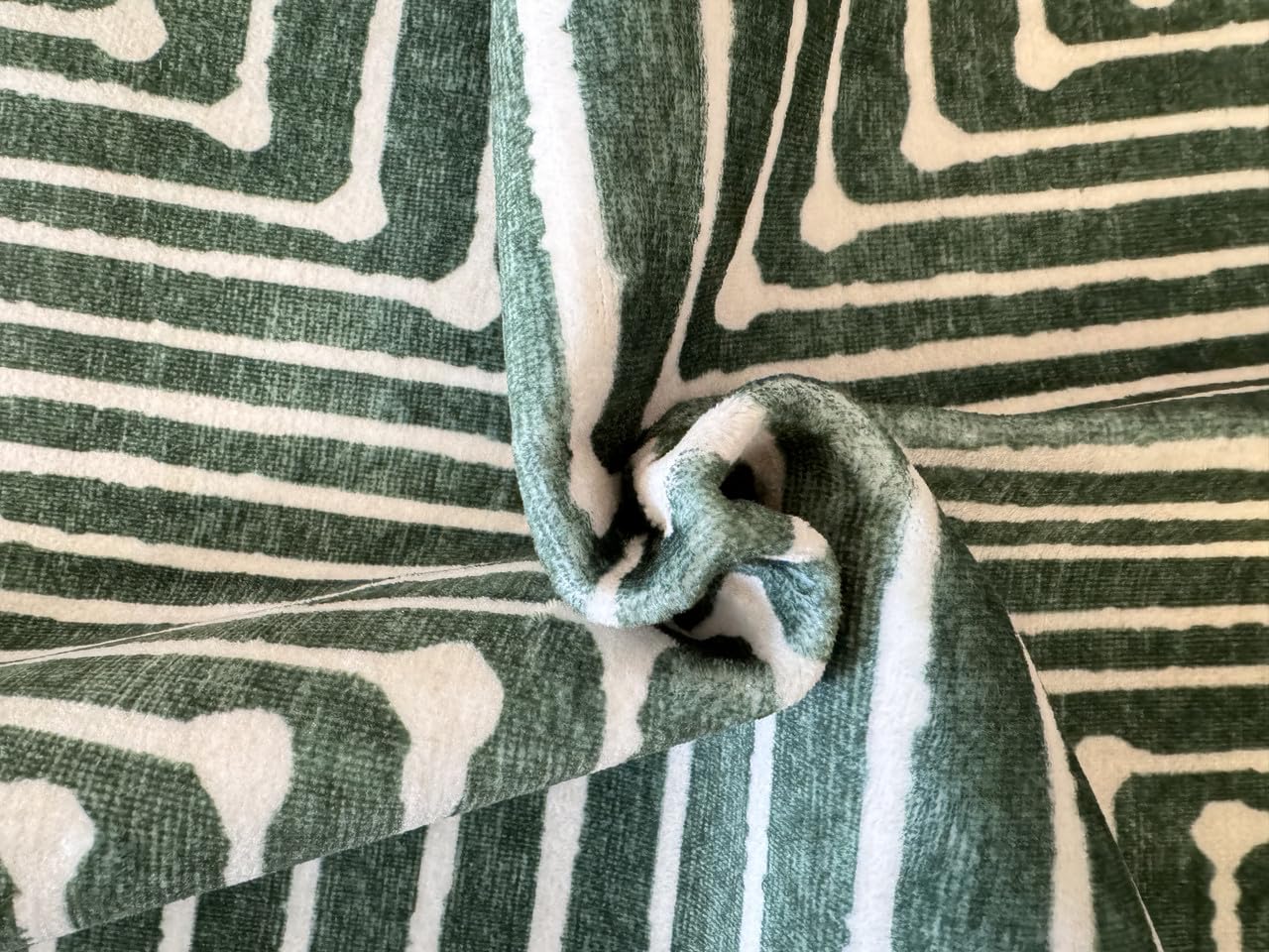 GLN Rugs Contemporary - Priene - Machine Washable Runner Rug, Modern Washable, Non Slip, Low Pile Area Rug, Hallway, Bedroom, Kitchen Rug - Easy Clean (2'6" x 7' Beige Green)