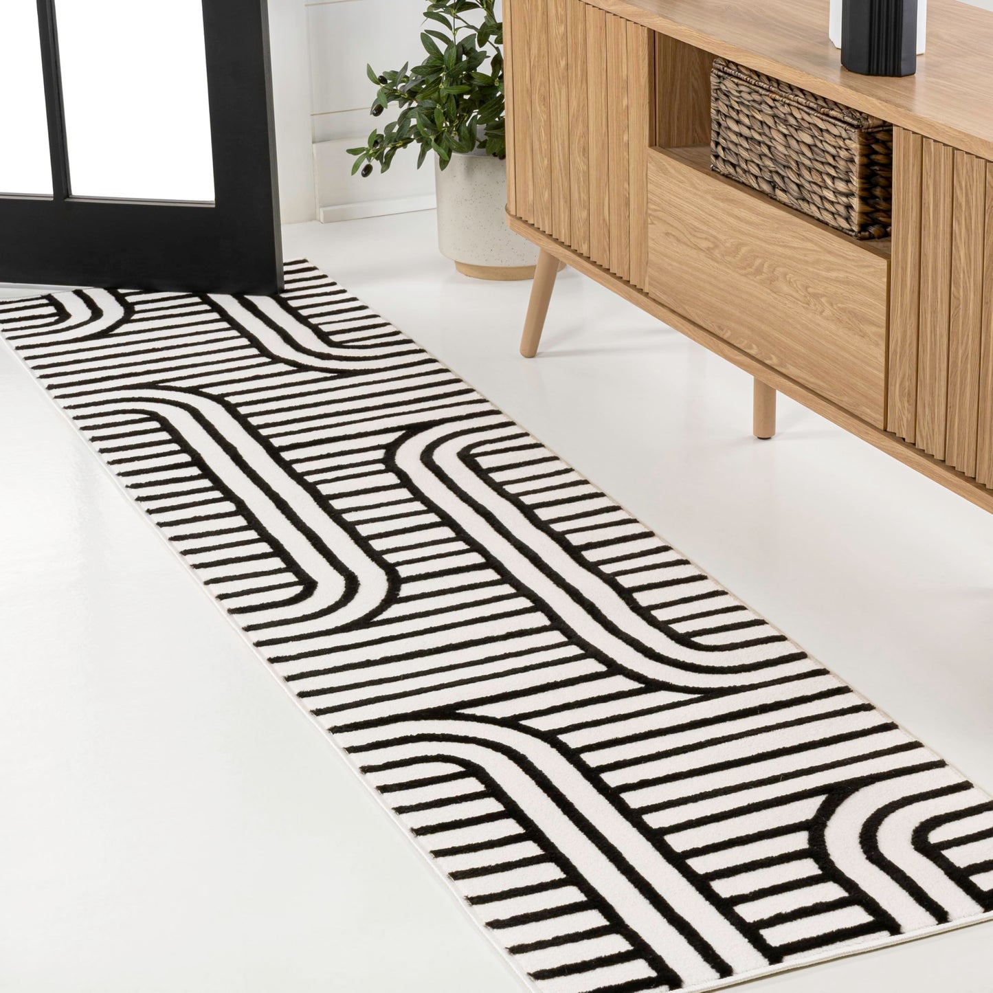 JONATHAN Y High-Low Arch Stripe Two-Tone Black/White 2x8 Indoor Runner Rug, Anders MidCentury Modern, Non-Shedding, Stain Resistant for Bedroom, Living Room, Kitchen (SCN107D-28)