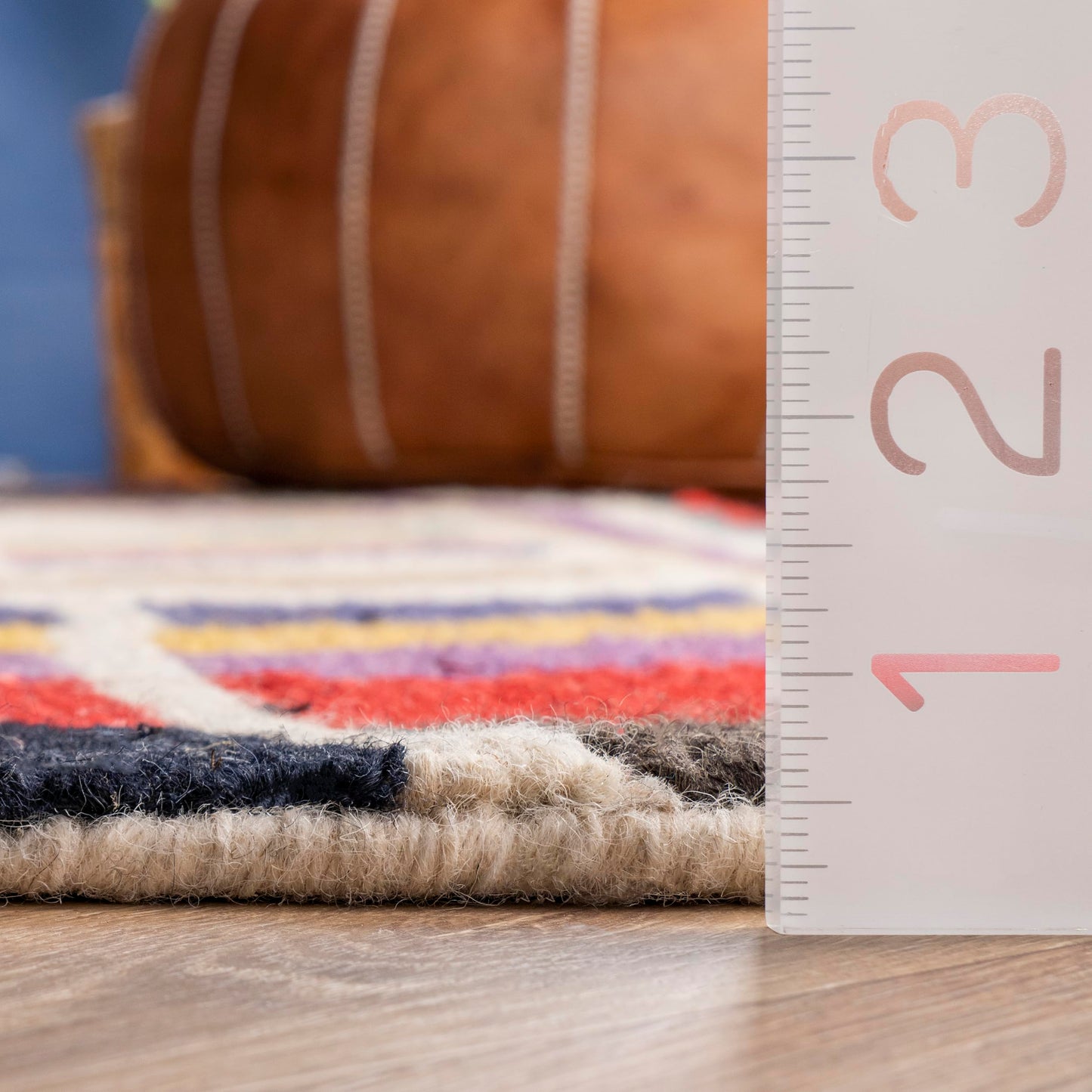 Nuloom Ofelia Handmade, Multicolor/Black, 4' x 6', Geometric, Wool, Soft and Cozy, High Traffic, Stain Resistant, Easy Clean, Durable Runner for Bedroom, Living Room, Dining, Den, Foyer