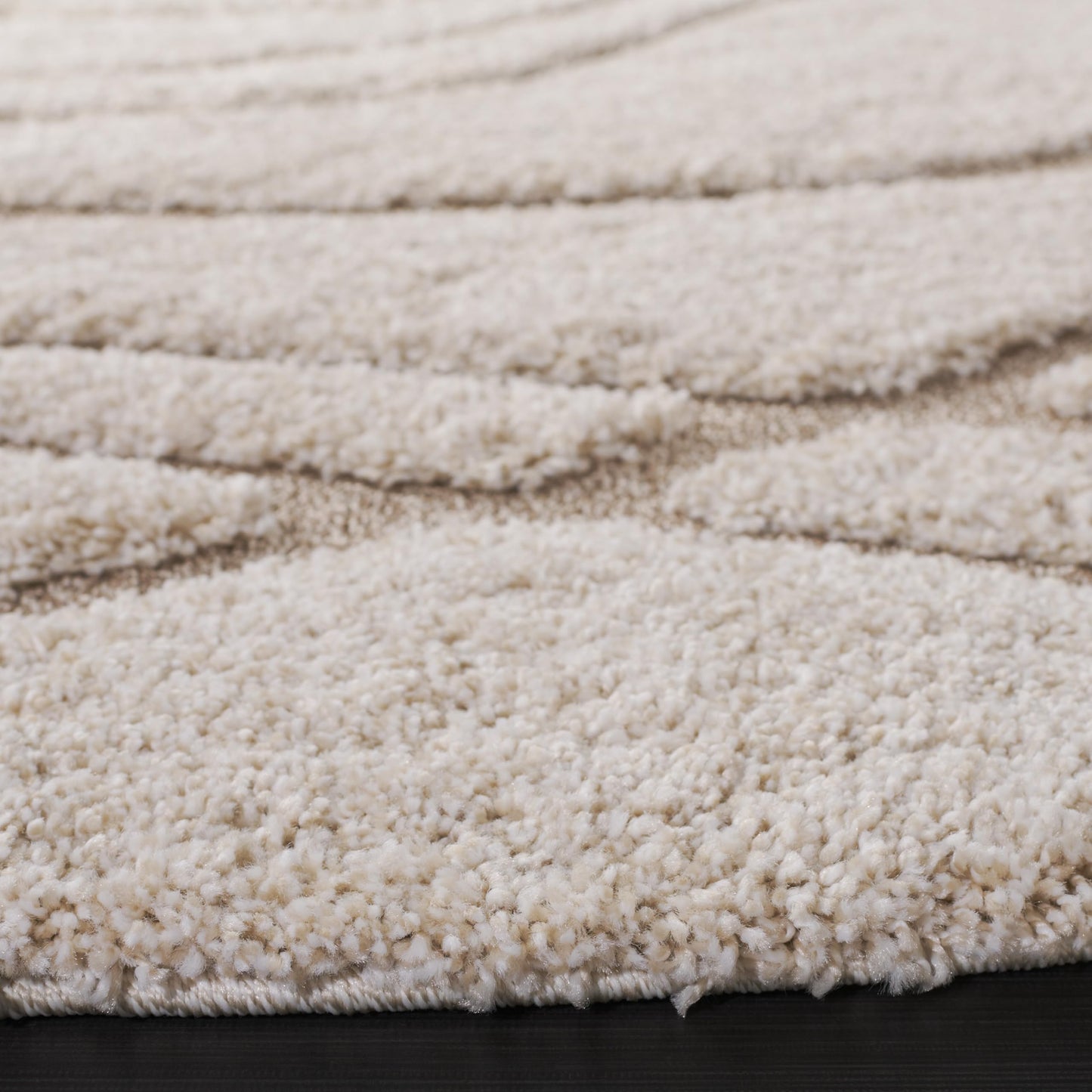SAFAVIEH Area Rug 8x10 - Florida Shag Collection - Large - Cream & Beige, Non-Shedding & Easy Cleaning, Plush Thick Pile, Ideal for Living Room, Bedroom, Dining Space (SG471-1113)