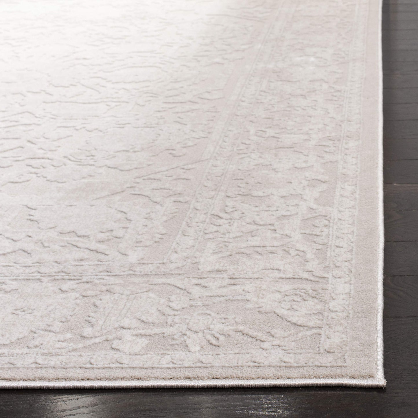 SAFAVIEH Area Rug 6x8 - Reflection Collection - Cream & Ivory, Non-Shedding & Easy Cleaning, Ideal for Living Room, Bedroom (RFT665D)