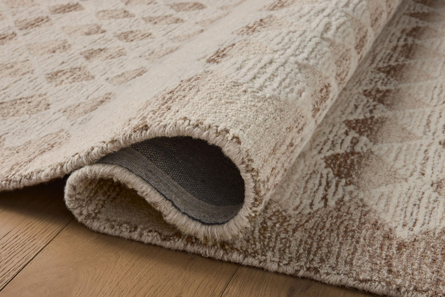 Loloi Magnolia Home by Joanna Gaines Rae Collection RAE-04 Natural/Ivory 7'-9" x 9'-9" Area Rug