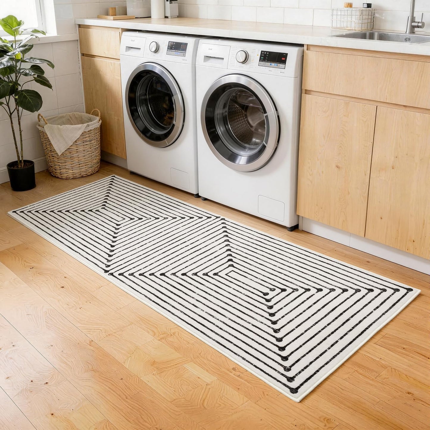 YIHOUSE 2x6 Kitchen Runner Rug Non Slip Washable, Black and White Striped Rug Runners for Entryway Hallway Non Skid, Modern Geometric Carpet Runner for Bathroom Bedroom Laundry Room